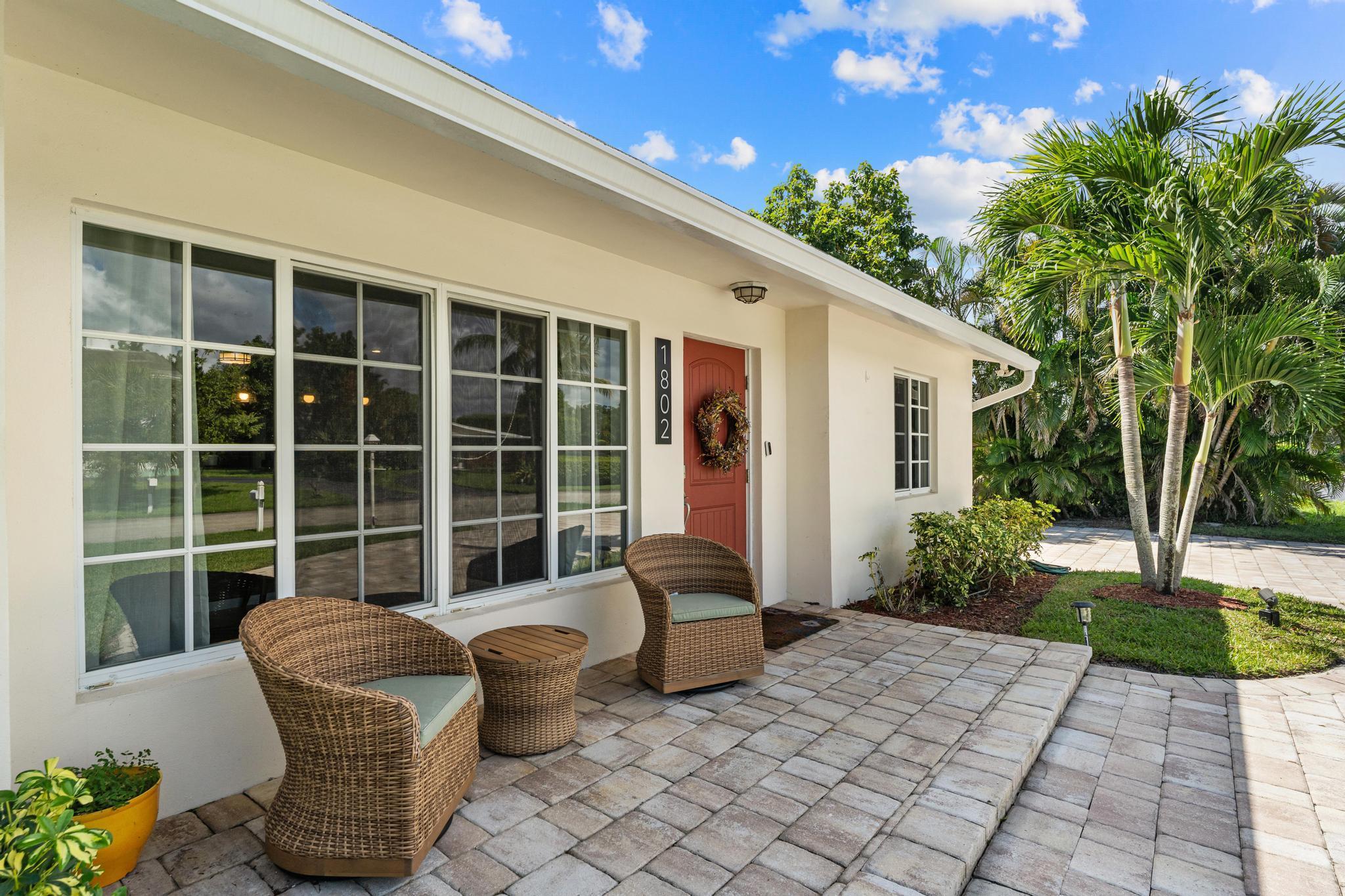 DEXTERS SUB IN - Residential