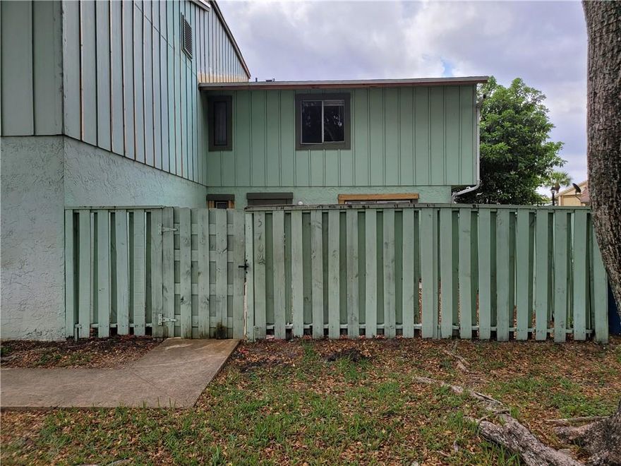 2/1.5 IN HABITAT II COMMUNITY LAUDERHILL WITH 1 CAR GARAGE, TILE, FRESHLY PAINTED AND READY TO GO. WASHER/DRYER, WATER,TRASH,SEWER INCLUDED. OWNER AND ASSOCIATION APPROVAL REQUIRED, CREDIT, MONTHLY INCOME MUST EQUAL 2XS THE RENT RATE FOR EACH ADULT OCCUPANT, NO PETS.   ALL BEDROOMS LOCATED ON SECOND FLOOR 1/2 BATH DOWNSTAIRS FULL BATHROOM UPSTAIRS.