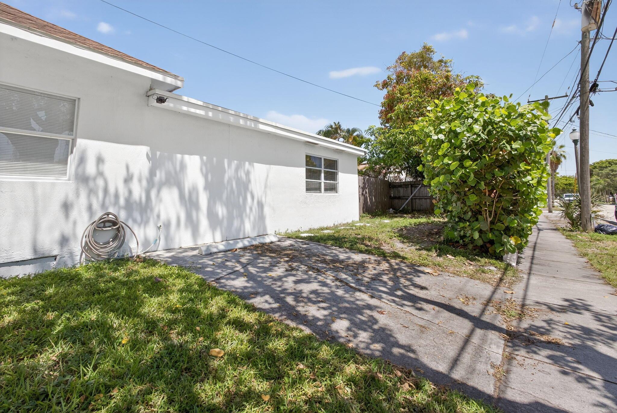 PALM BOULEVARD EXT I - Residential Income