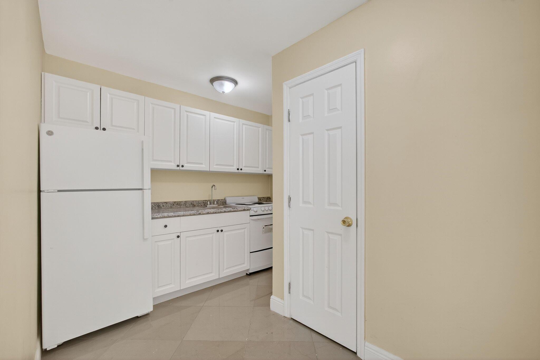 PALM BOULEVARD EXT I - Residential Income