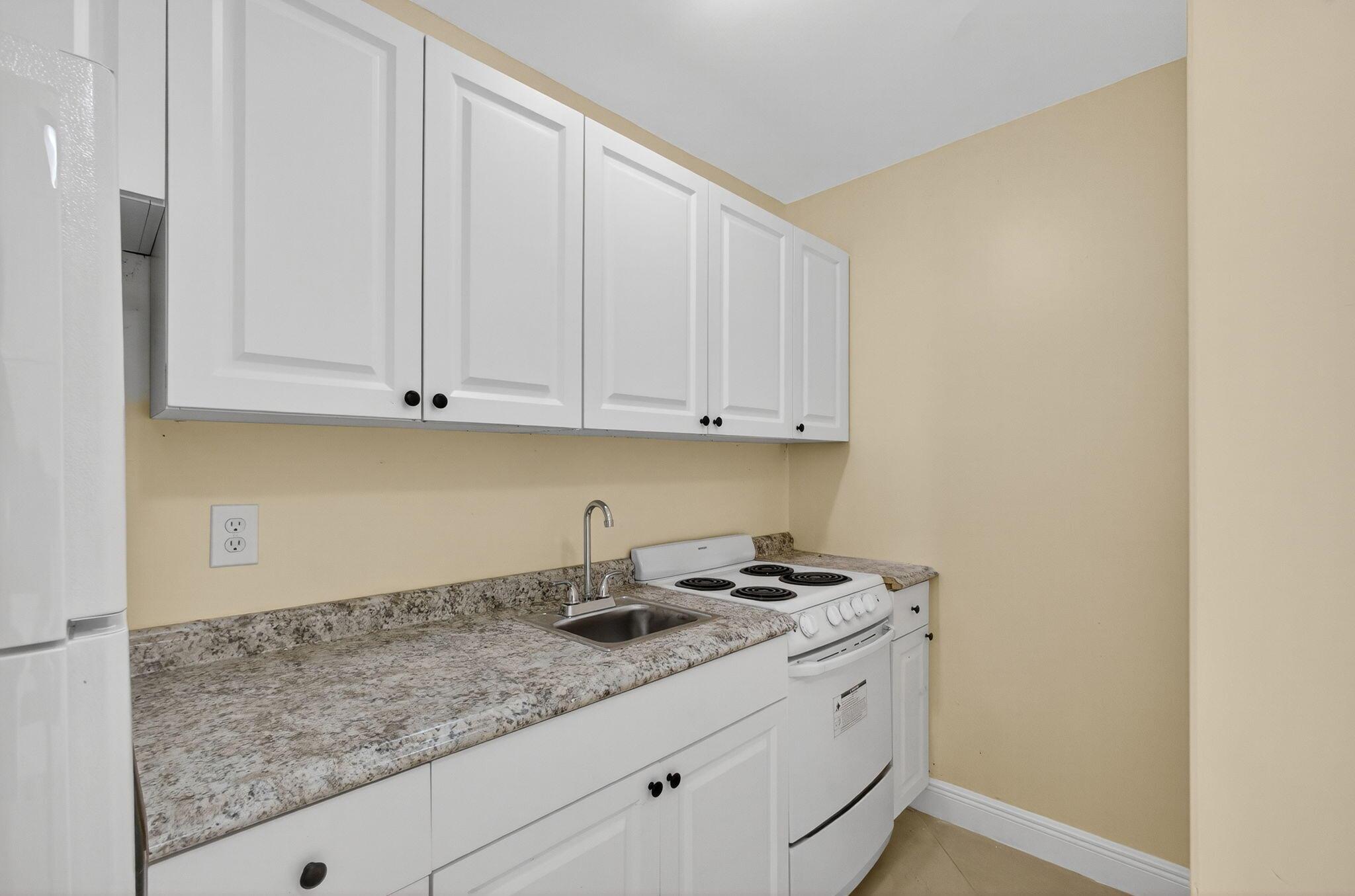 PALM BOULEVARD EXT I - Residential Income