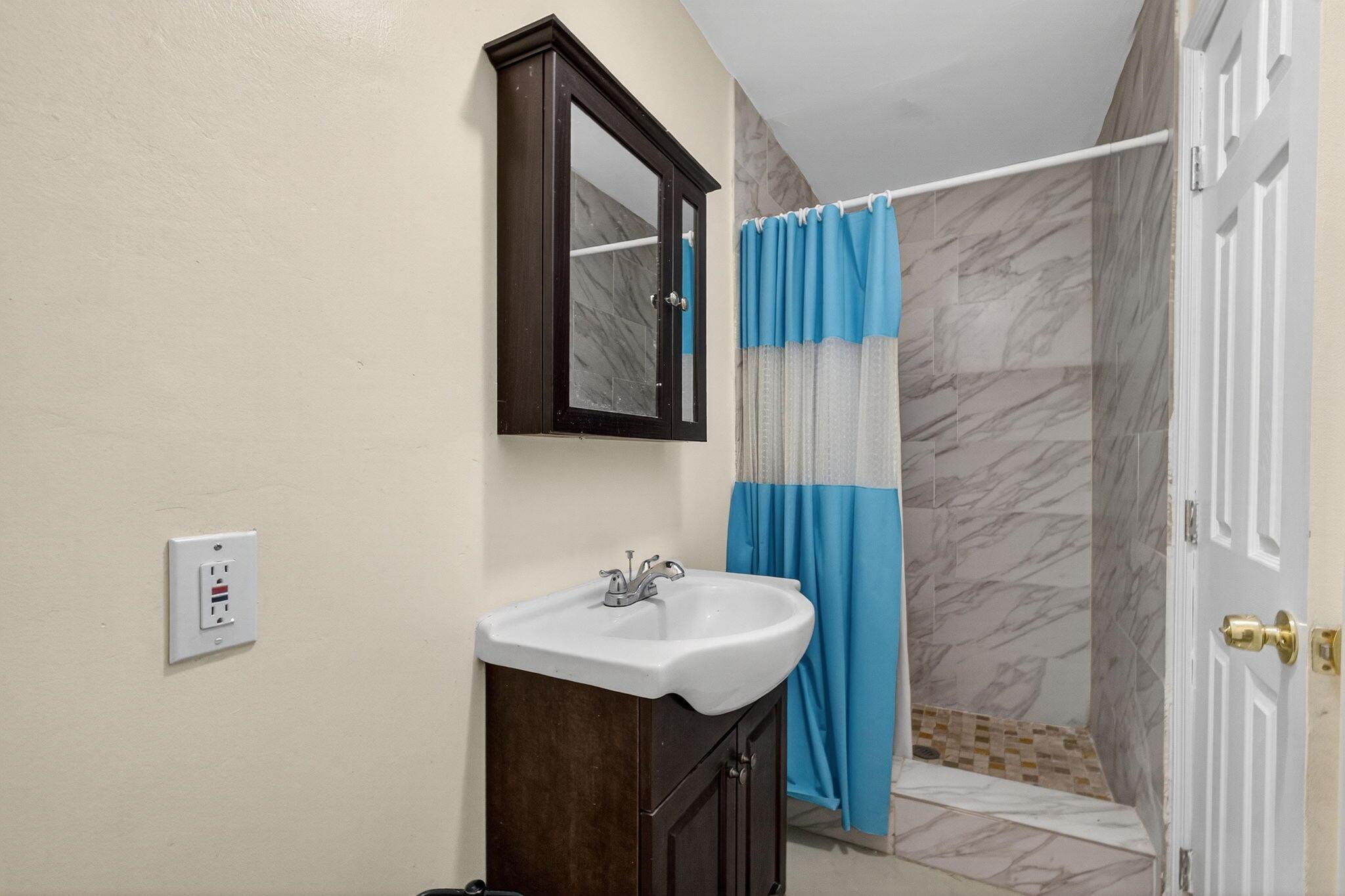 PALM BOULEVARD EXT I - Residential Income