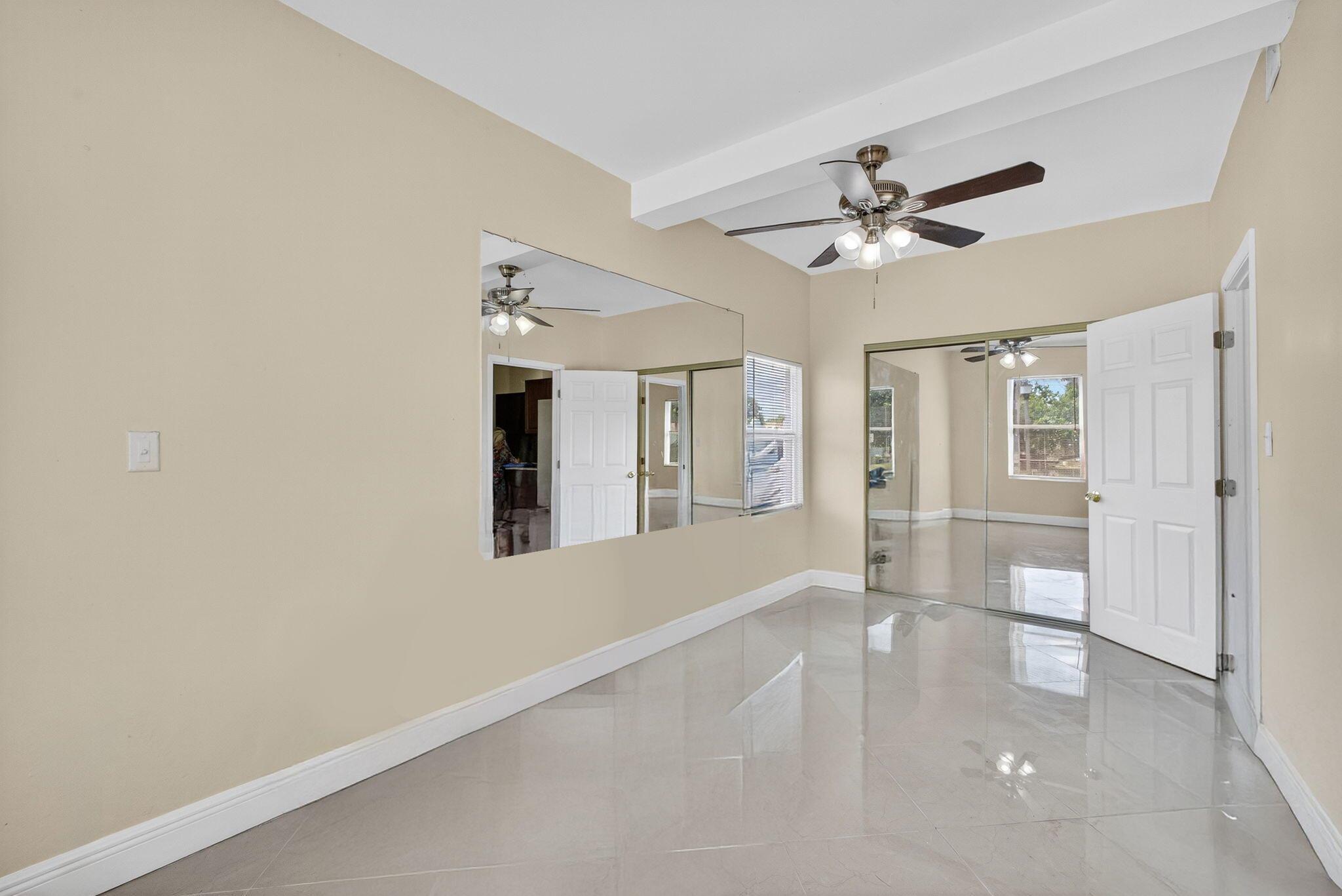 PALM BOULEVARD EXT I - Residential Income