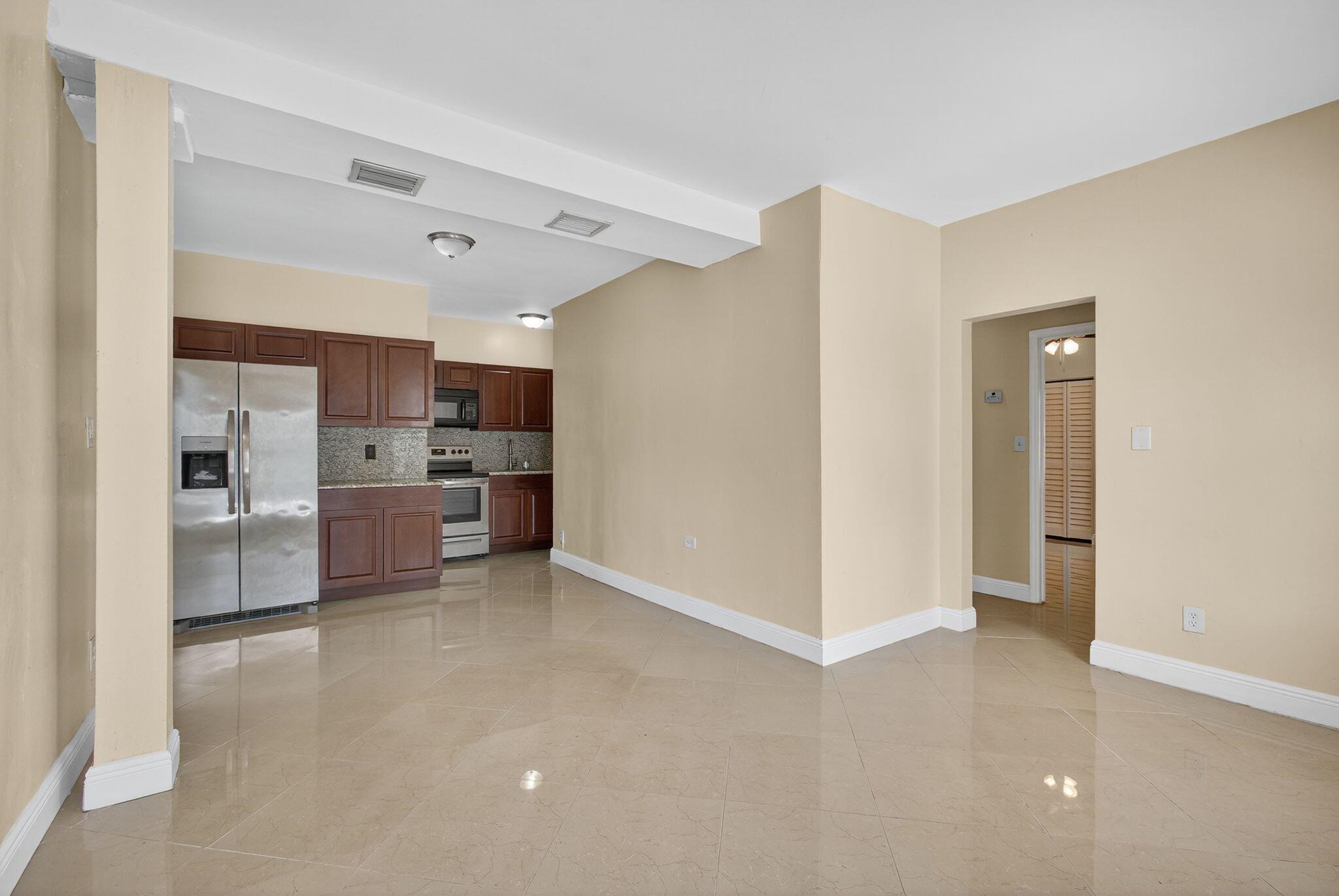 PALM BOULEVARD EXT I - Residential Income