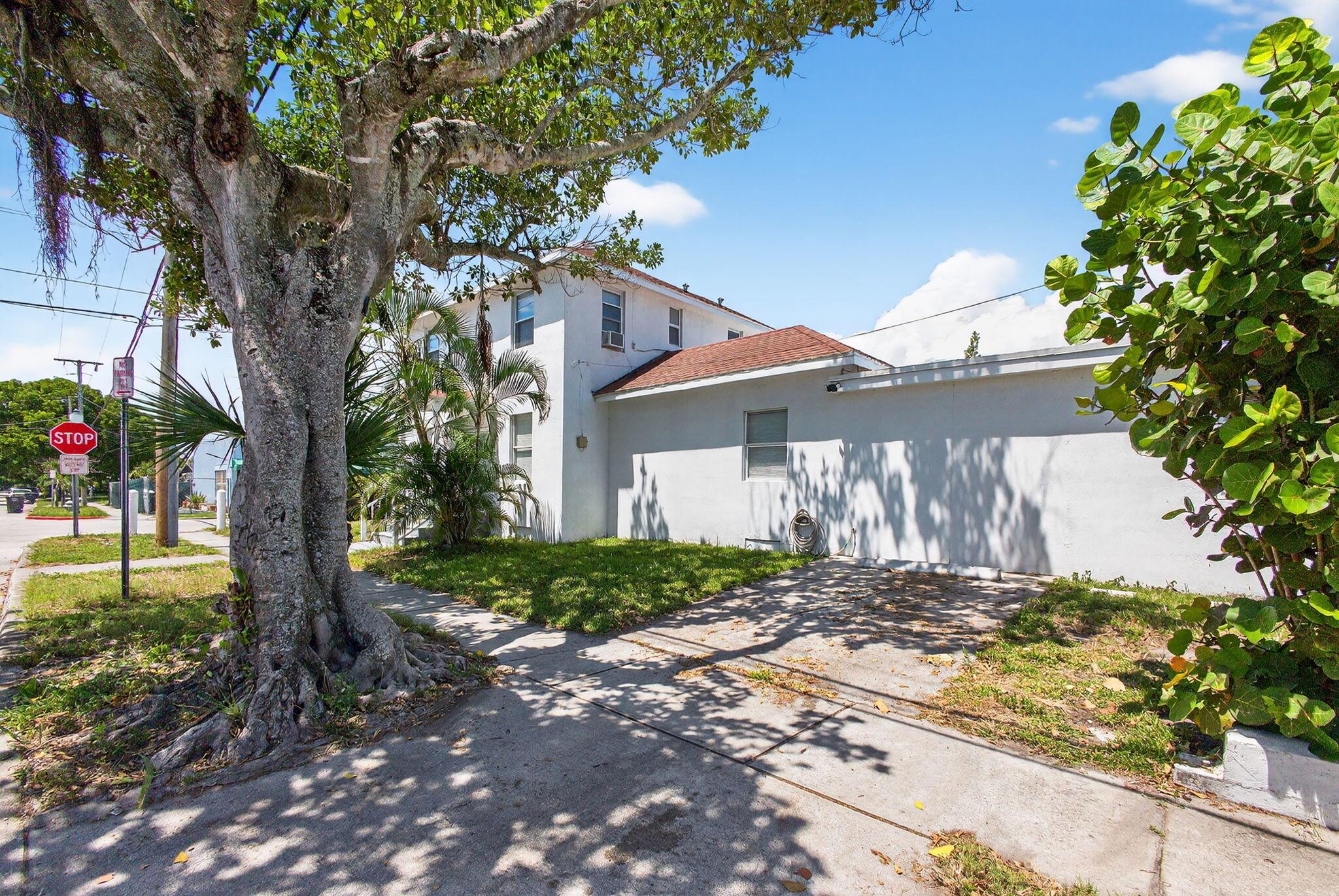 PALM BOULEVARD EXT I - Residential Income