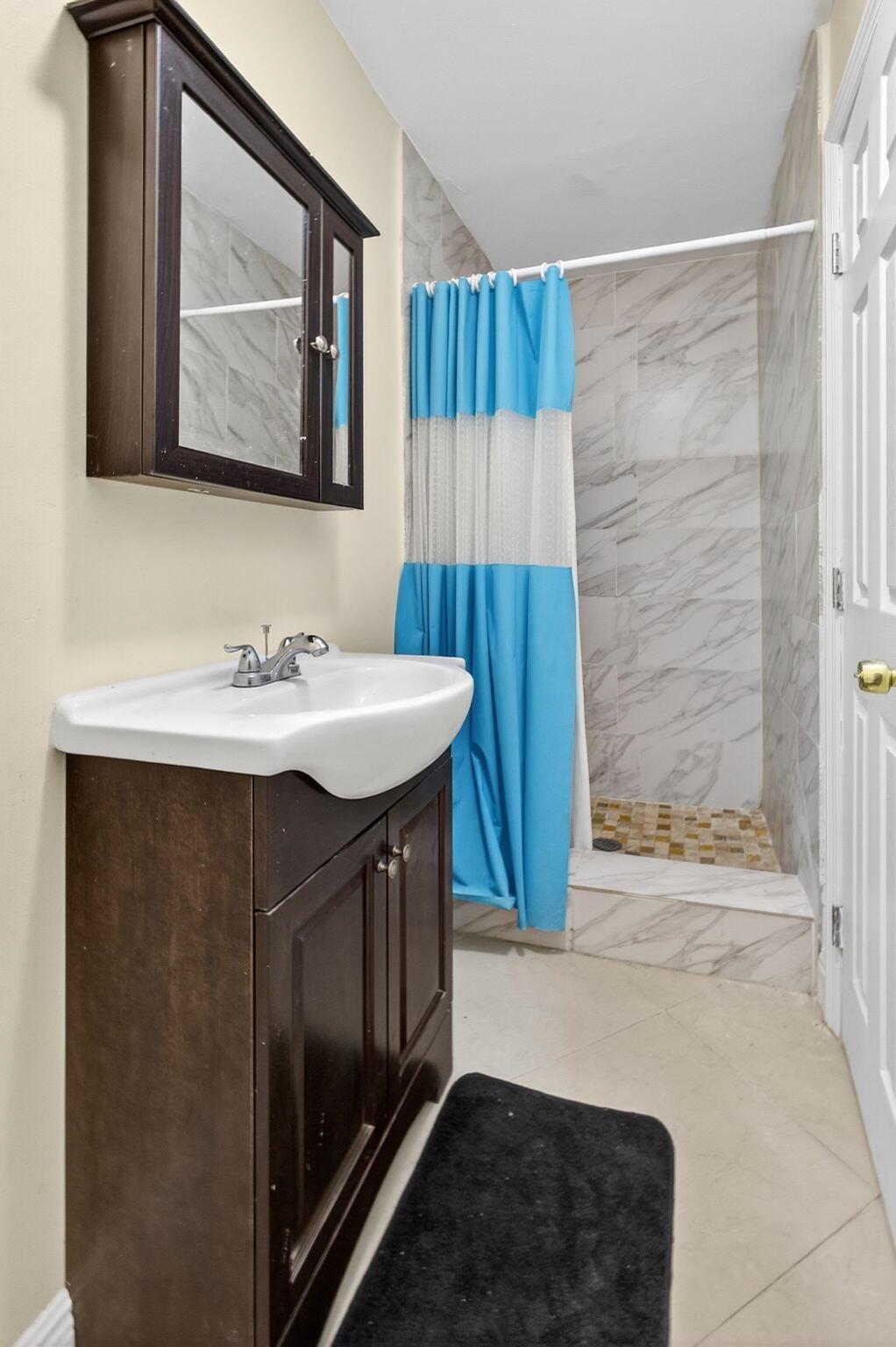 PALM BOULEVARD EXT I - Residential Income