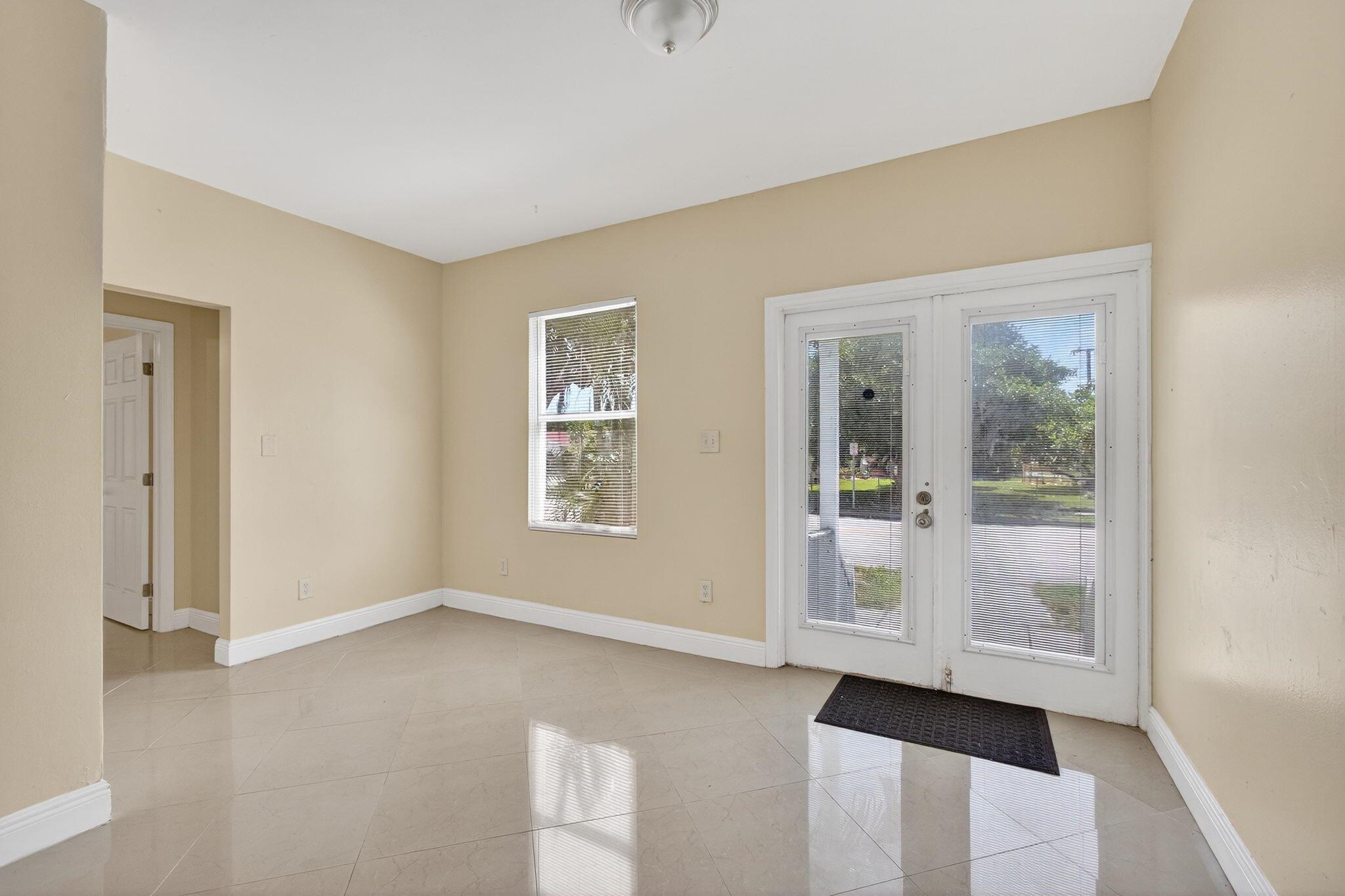 PALM BOULEVARD EXT I - Residential Income