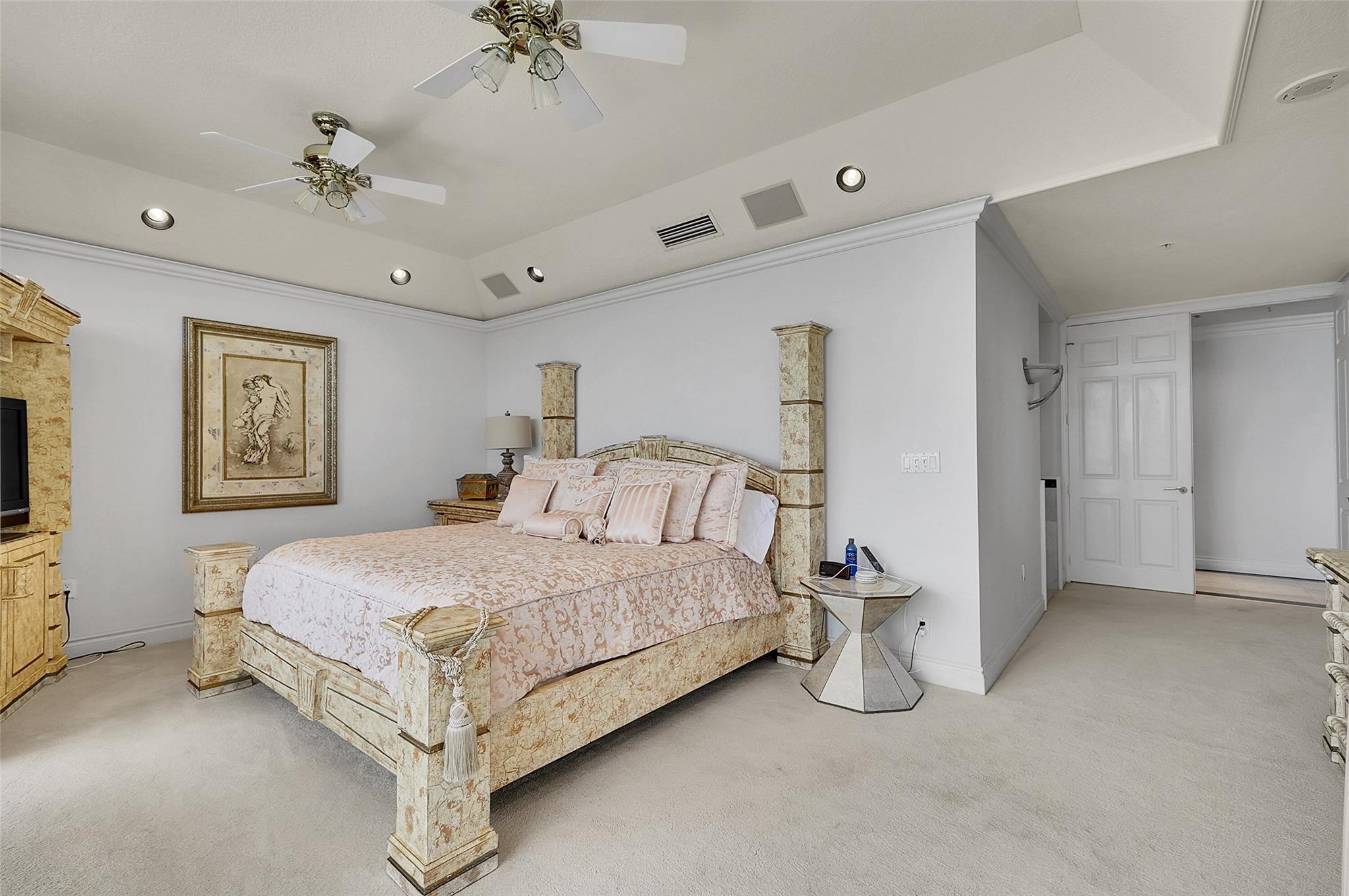 Renaissance On The Ocean - Residential Lease