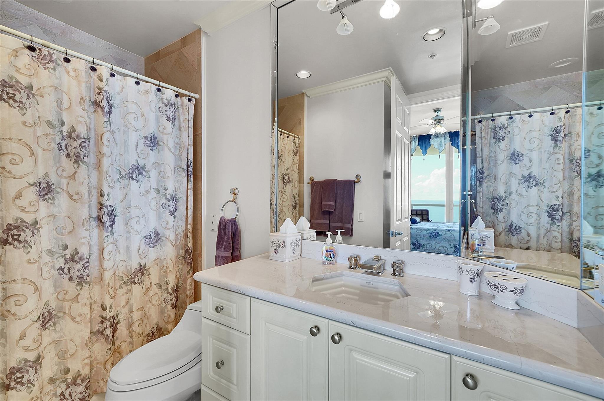 Renaissance On The Ocean - Residential Lease