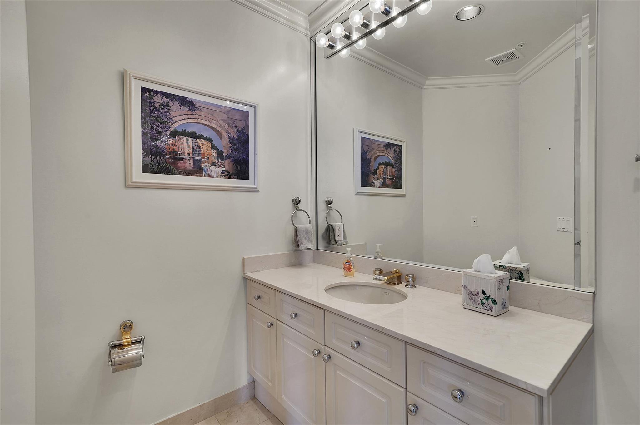 Renaissance On The Ocean - Residential Lease