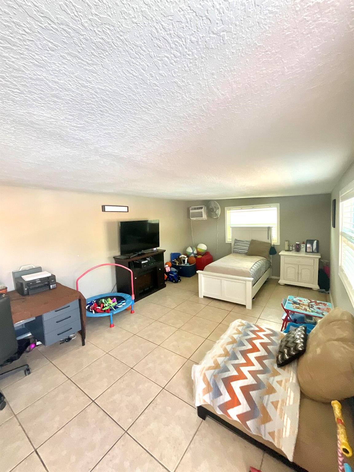 RIVER PARK UNIT 2 - Residential