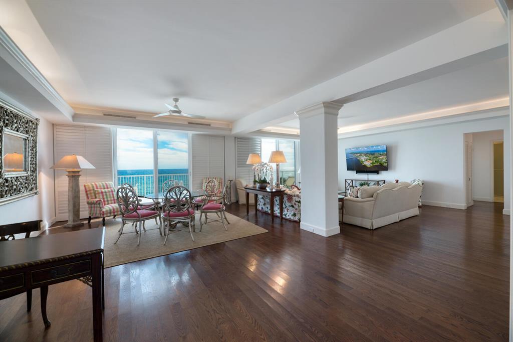 FOUR HUNDRED SO OCEAN BLVD CONDO - Residential