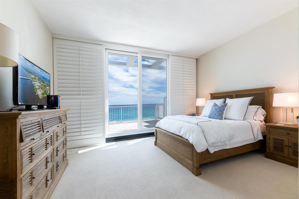 FOUR HUNDRED SO OCEAN BLVD CONDO - Residential