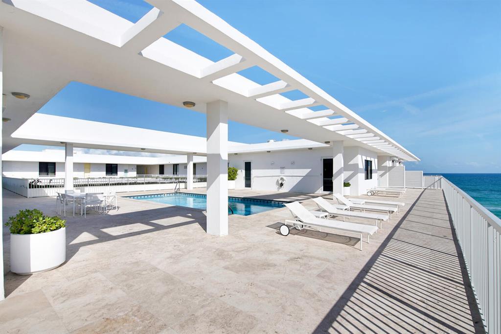 FOUR HUNDRED SO OCEAN BLVD CONDO - Residential