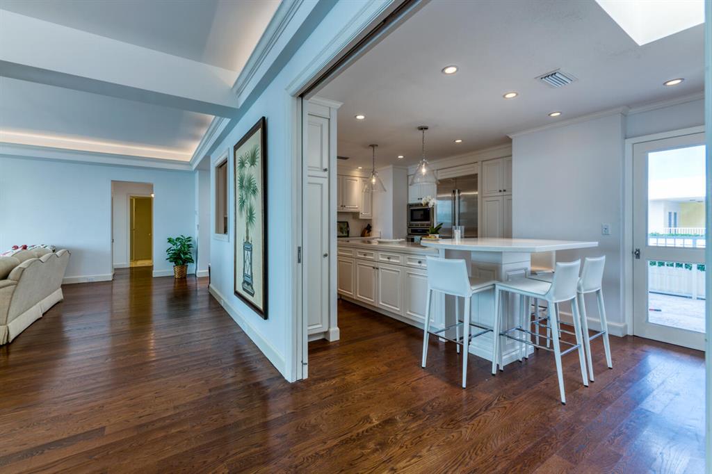 FOUR HUNDRED SO OCEAN BLVD CONDO - Residential