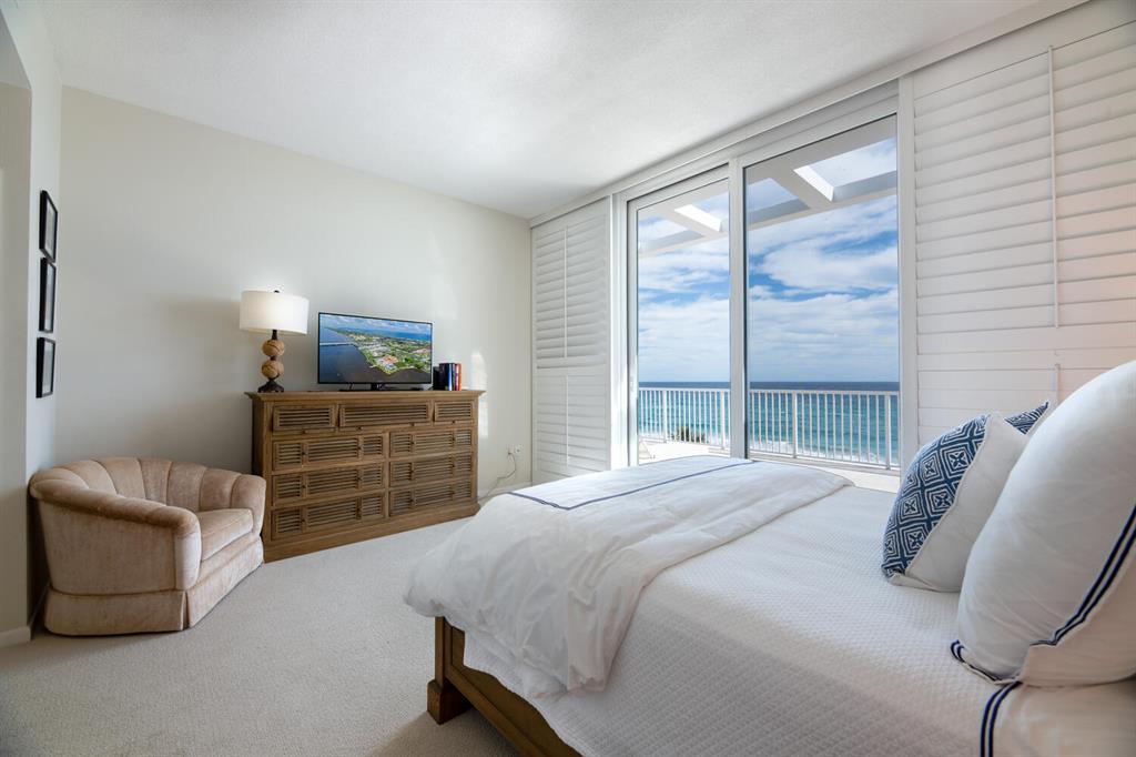 FOUR HUNDRED SO OCEAN BLVD CONDO - Residential