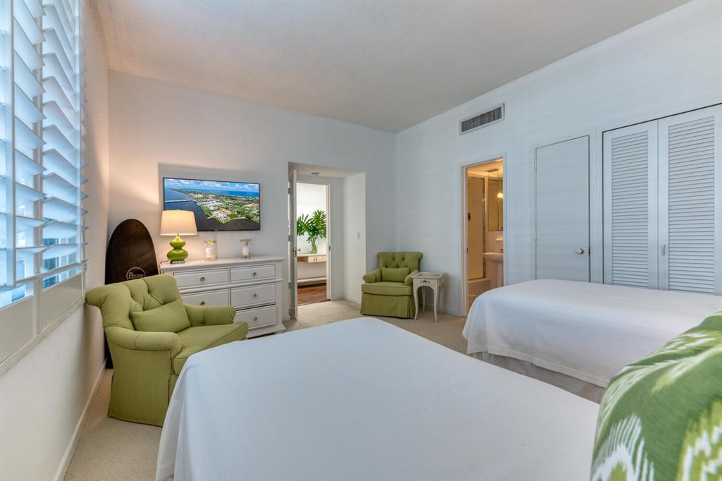 FOUR HUNDRED SO OCEAN BLVD CONDO - Residential