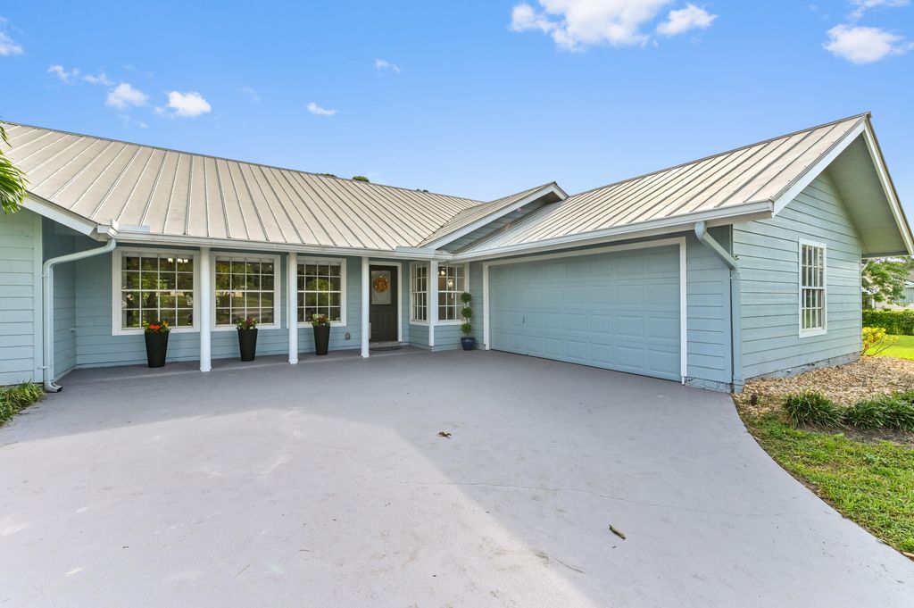 Photo of 14644 83rd Lane N, Loxahatchee, FL 33470 (MLS # R11029364)