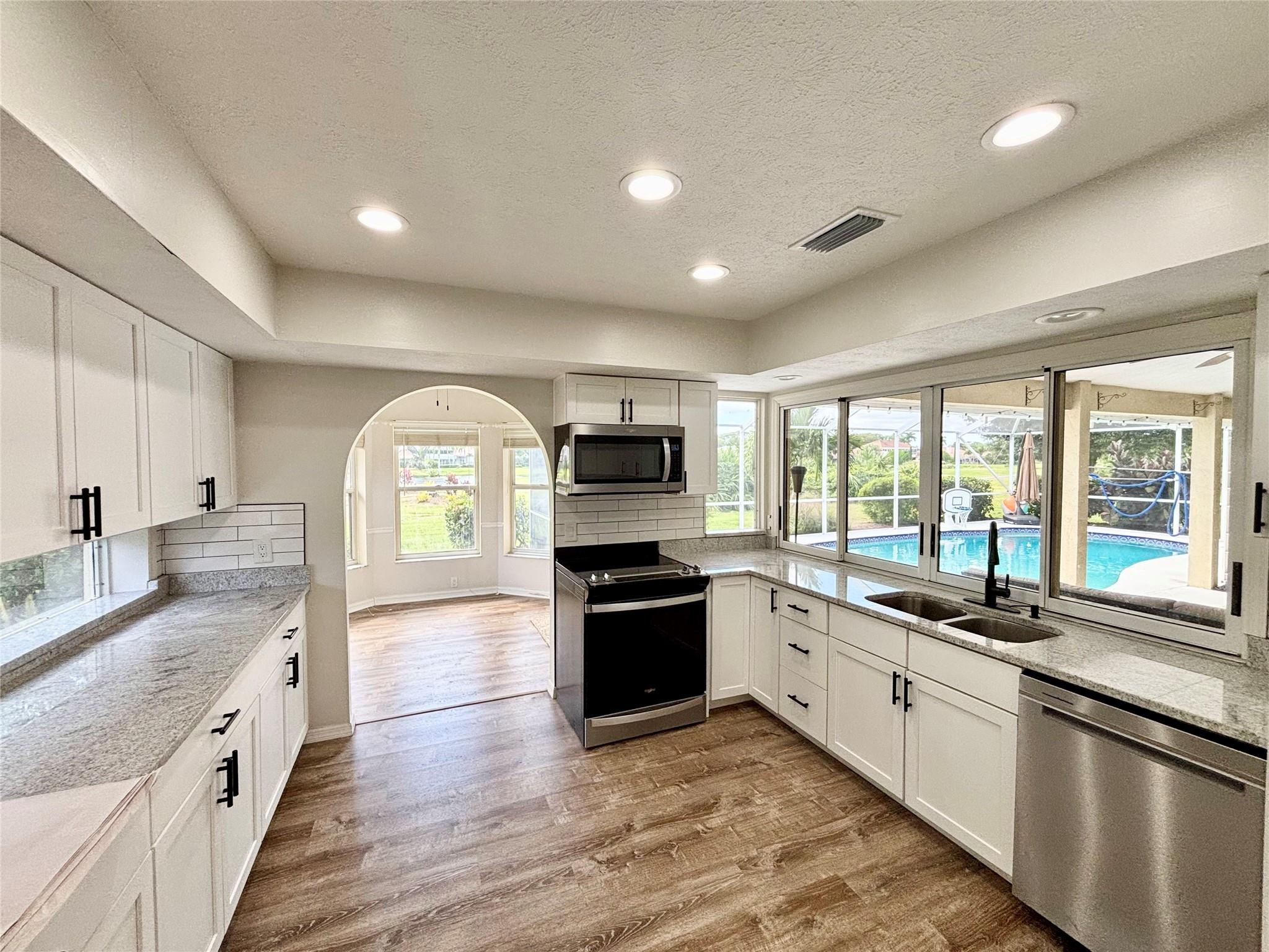 Country Club Estates - Residential