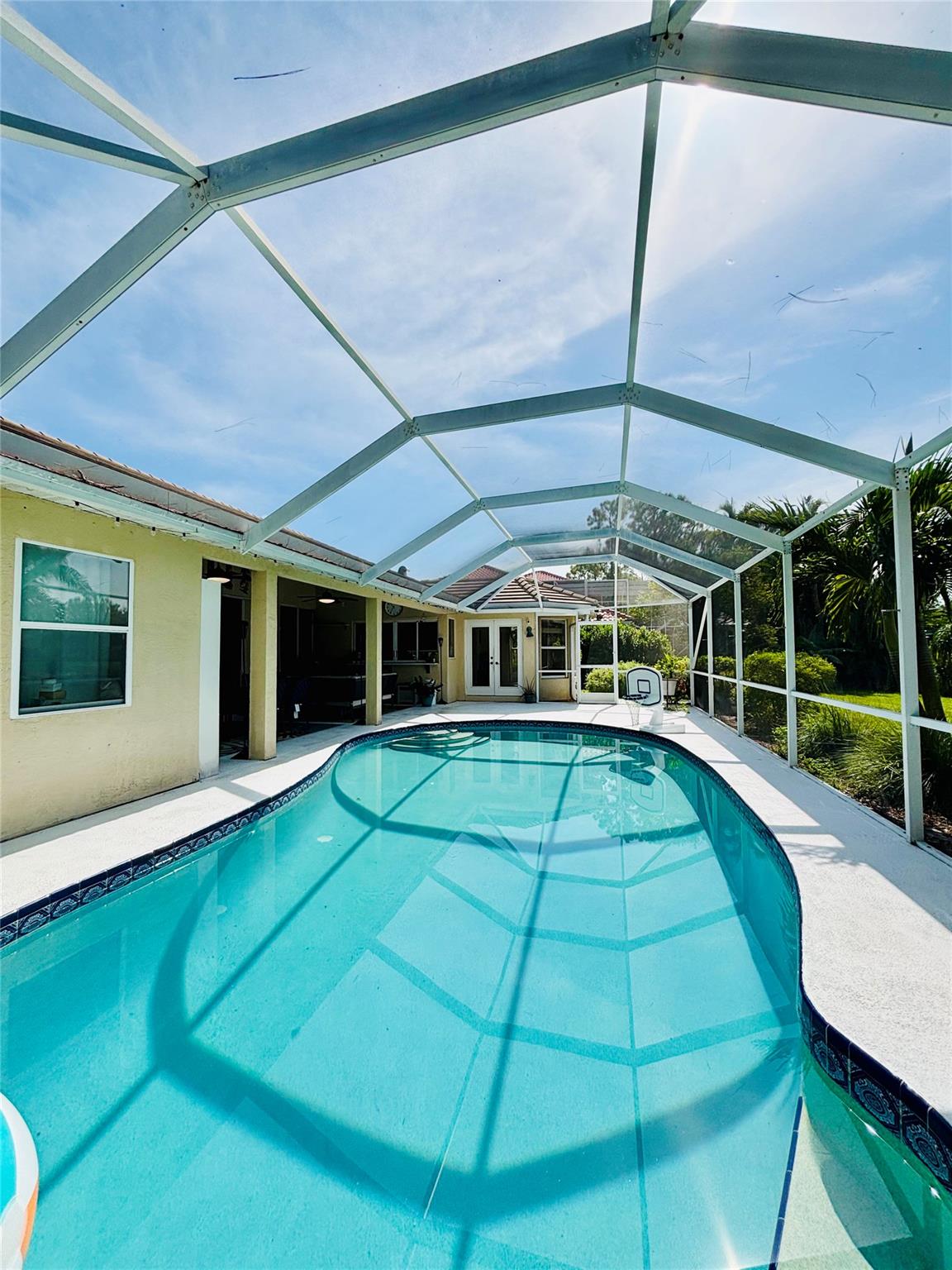 Country Club Estates - Residential