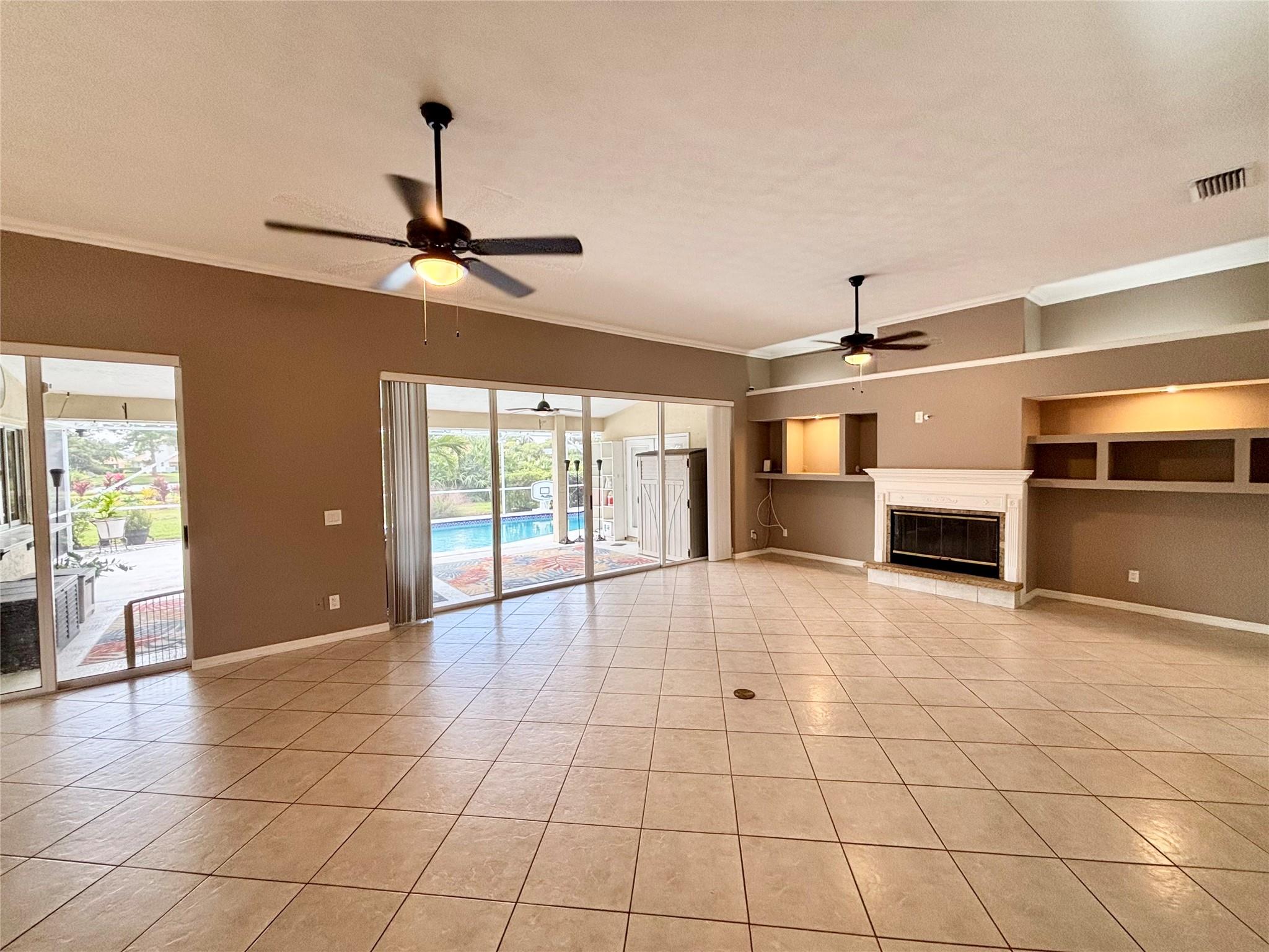 Country Club Estates - Residential