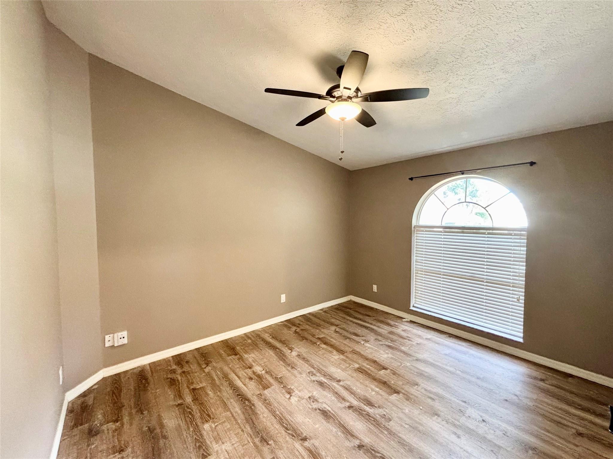 Country Club Estates - Residential