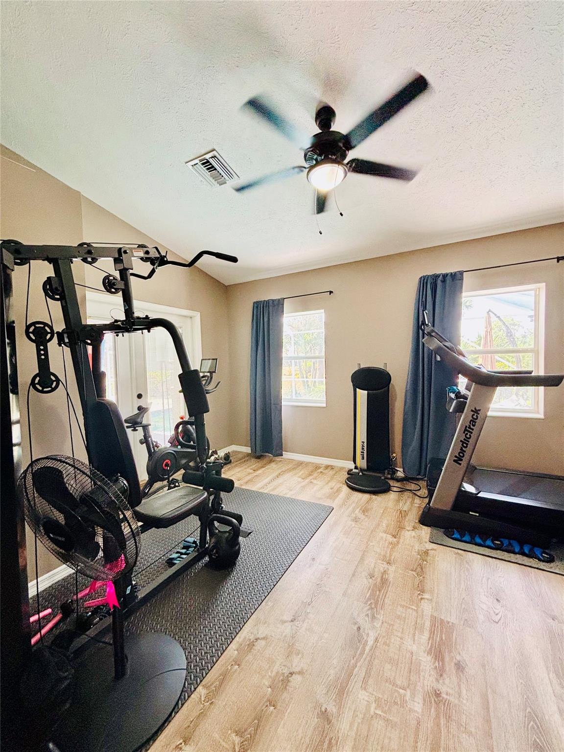 Country Club Estates - Residential