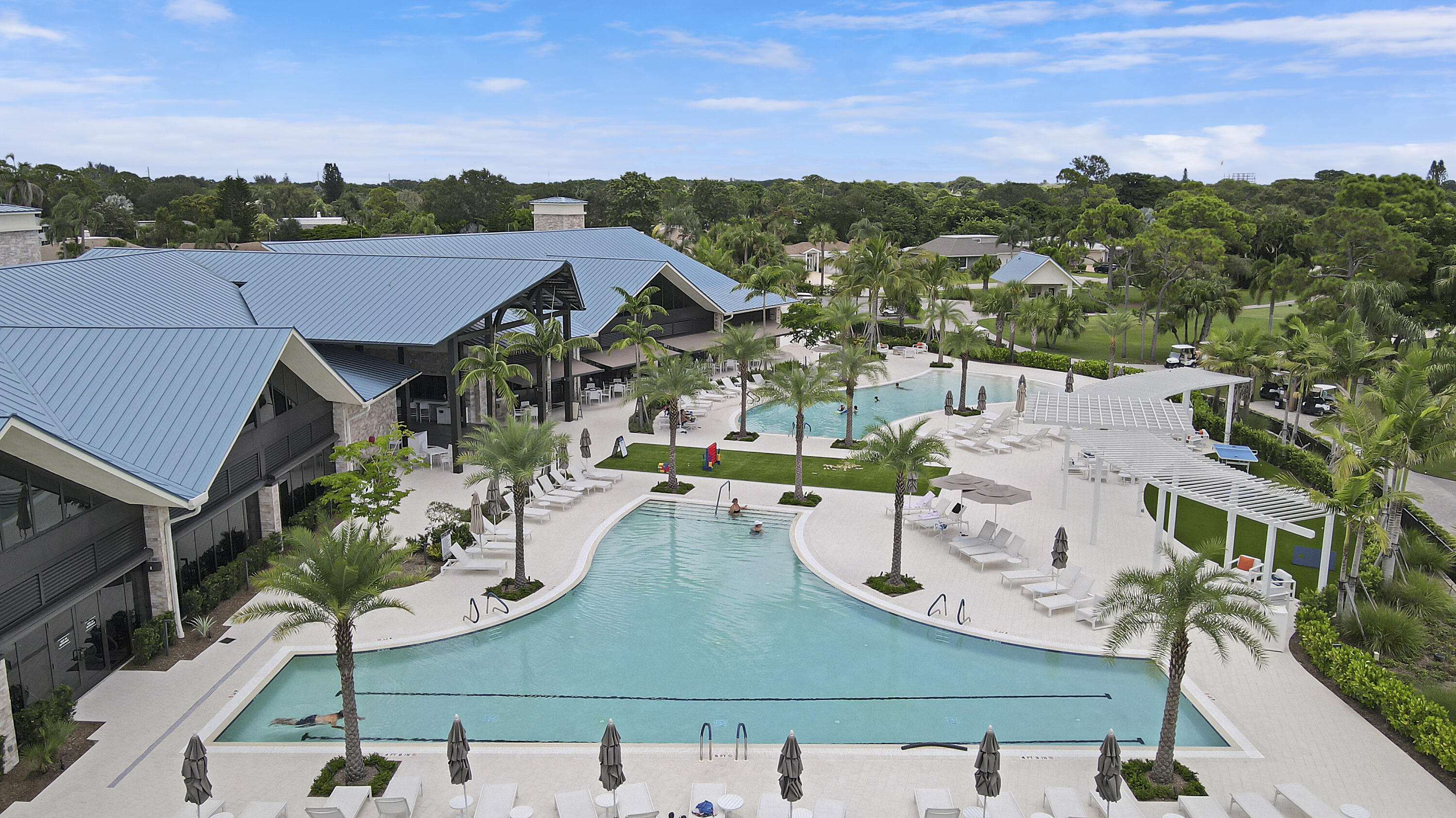 EASTPOINTE COUNTRY CLUB 5 - Residential