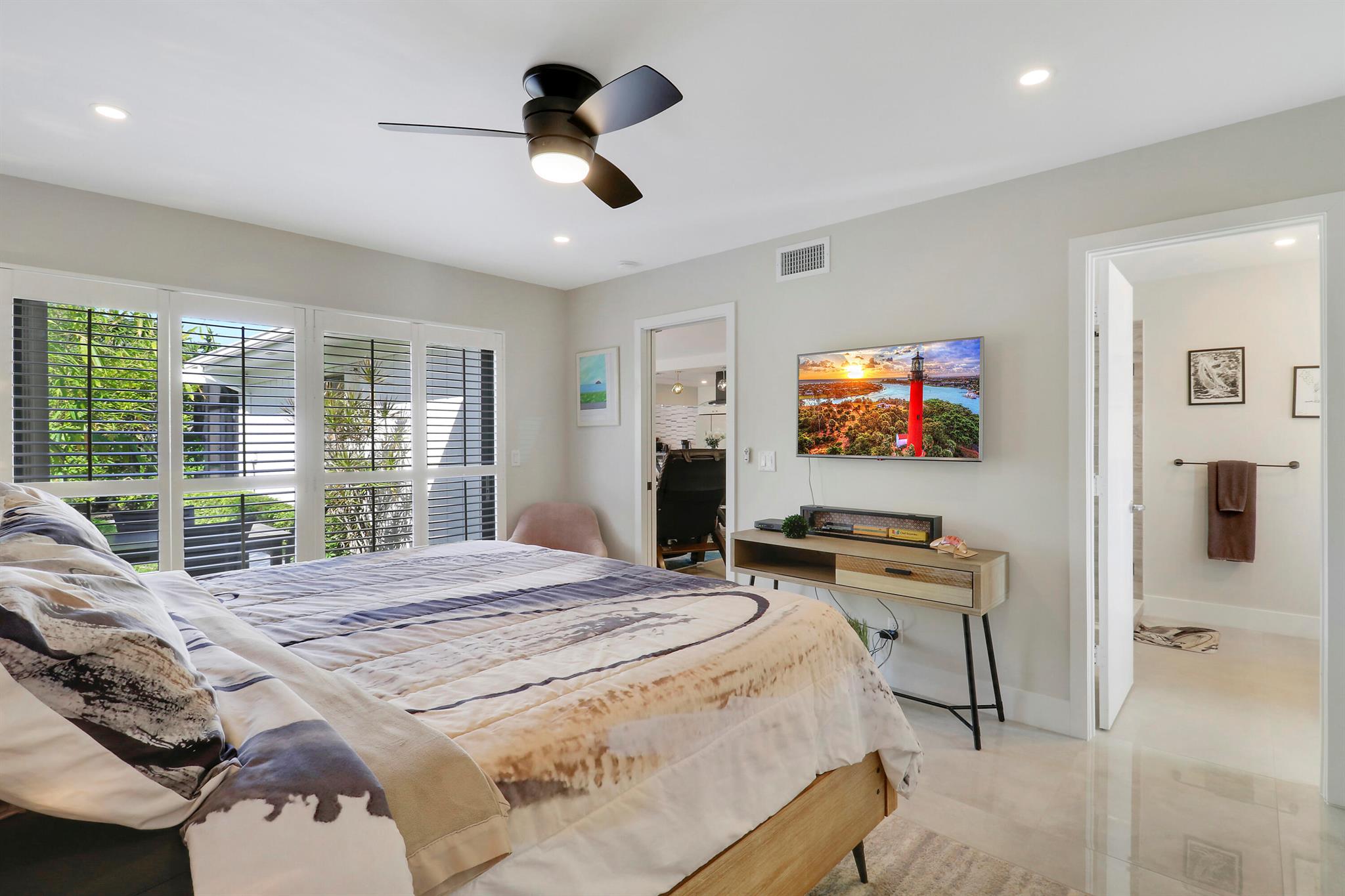 EASTPOINTE COUNTRY CLUB 5 - Residential