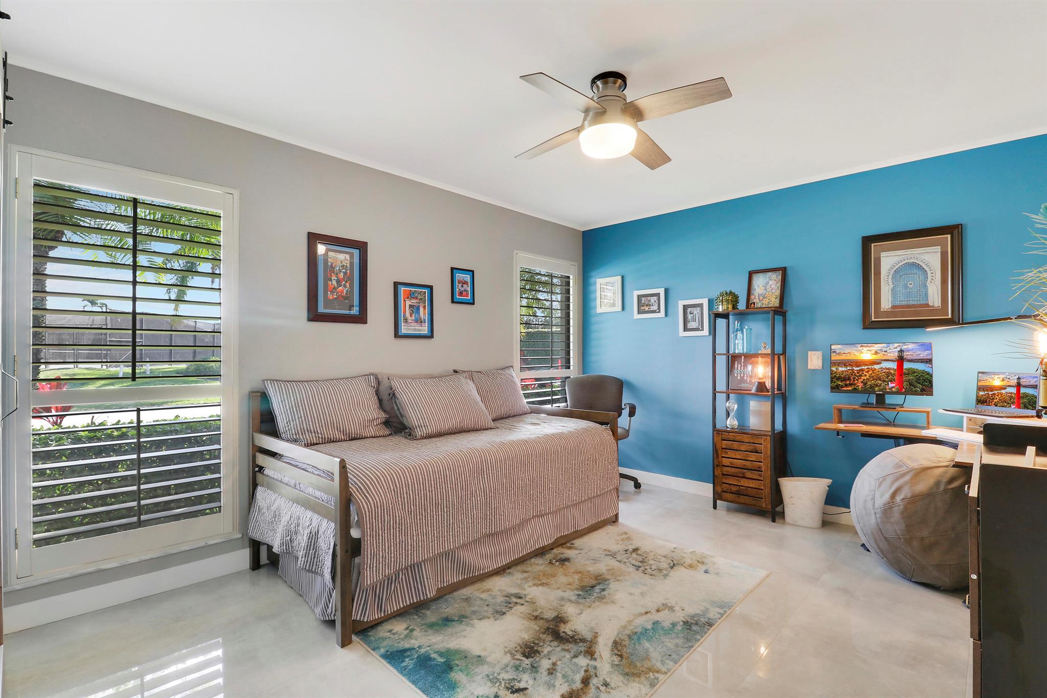 EASTPOINTE COUNTRY CLUB 5 - Residential