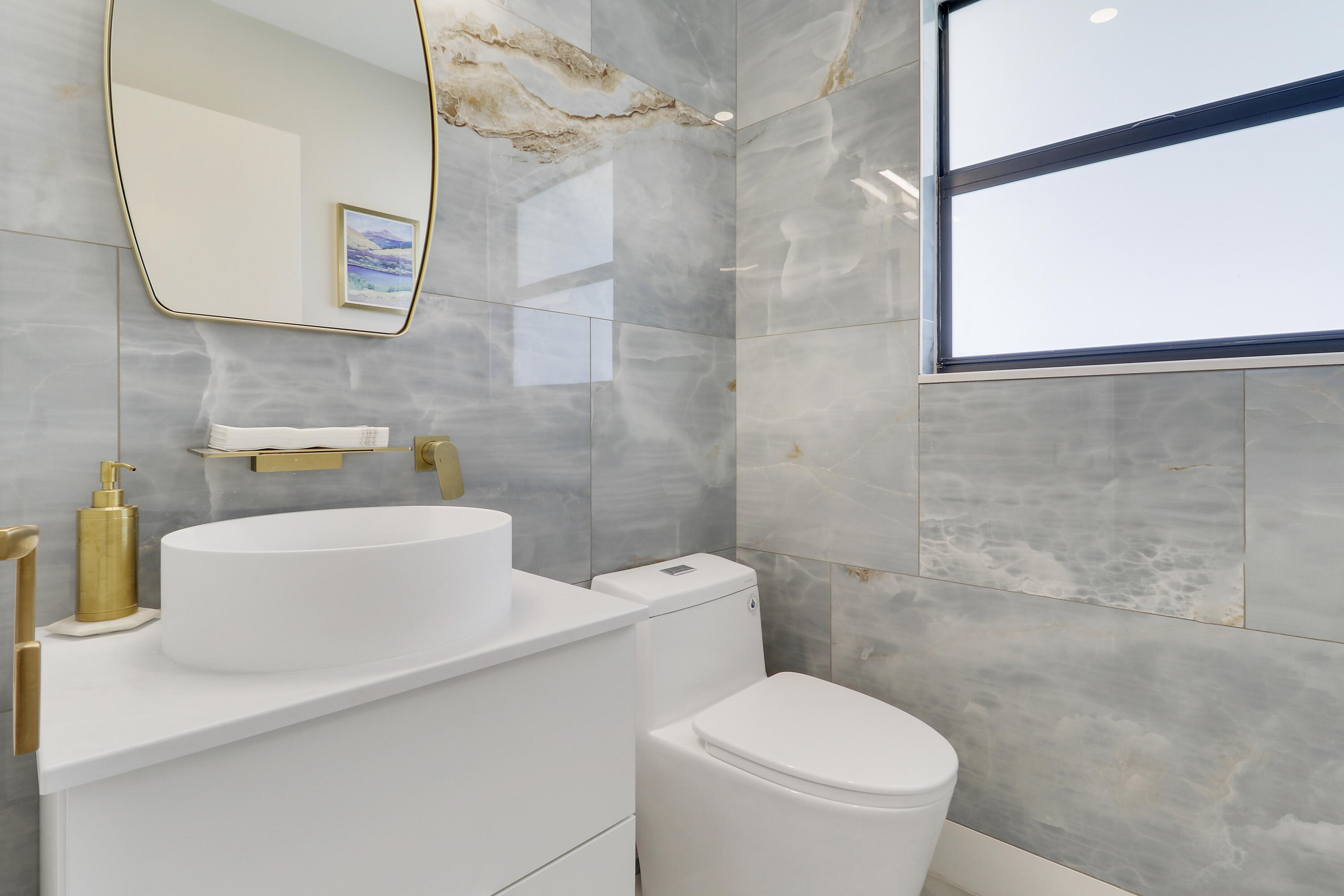 EASTPOINTE COUNTRY CLUB 5 - Residential