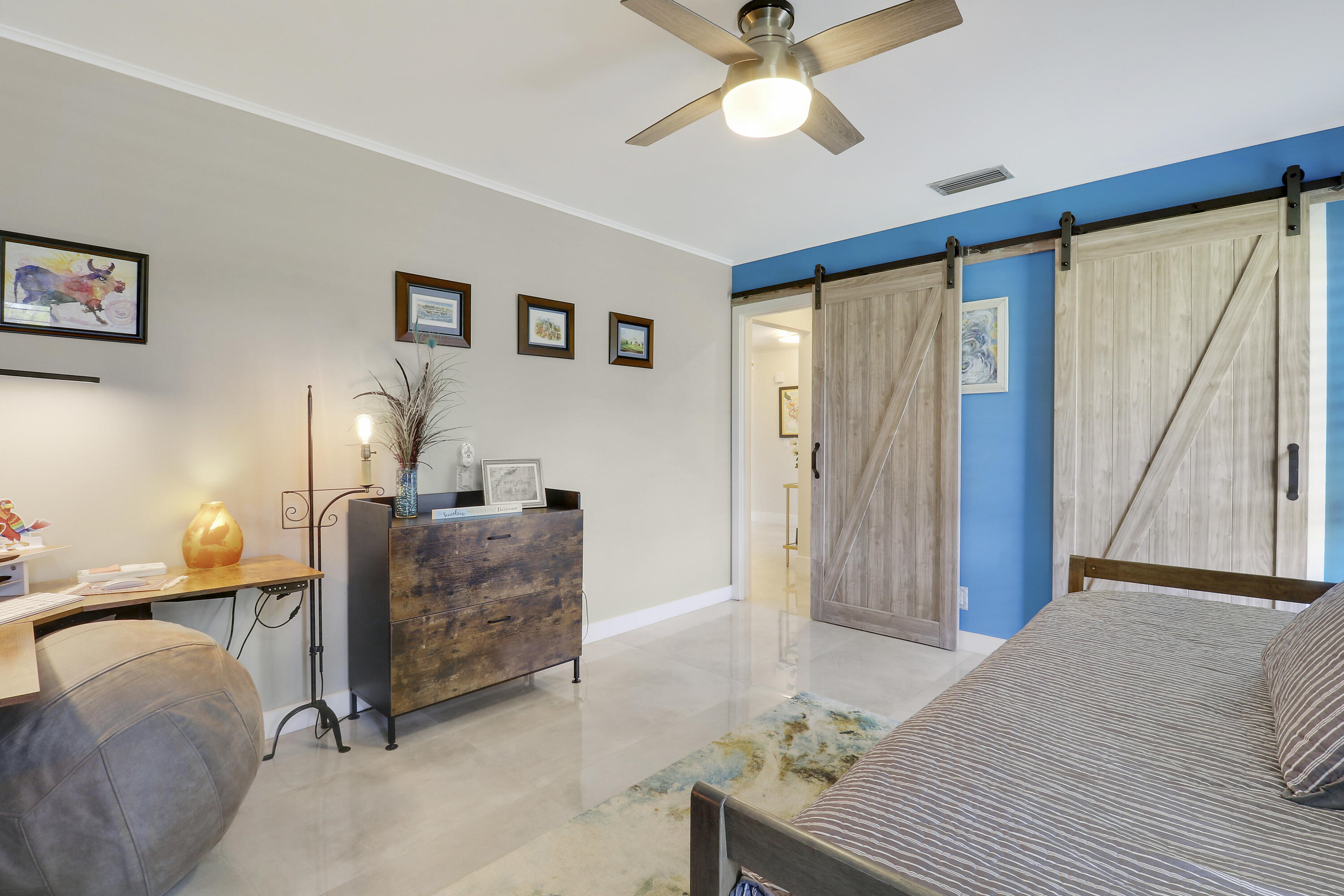 EASTPOINTE COUNTRY CLUB 5 - Residential