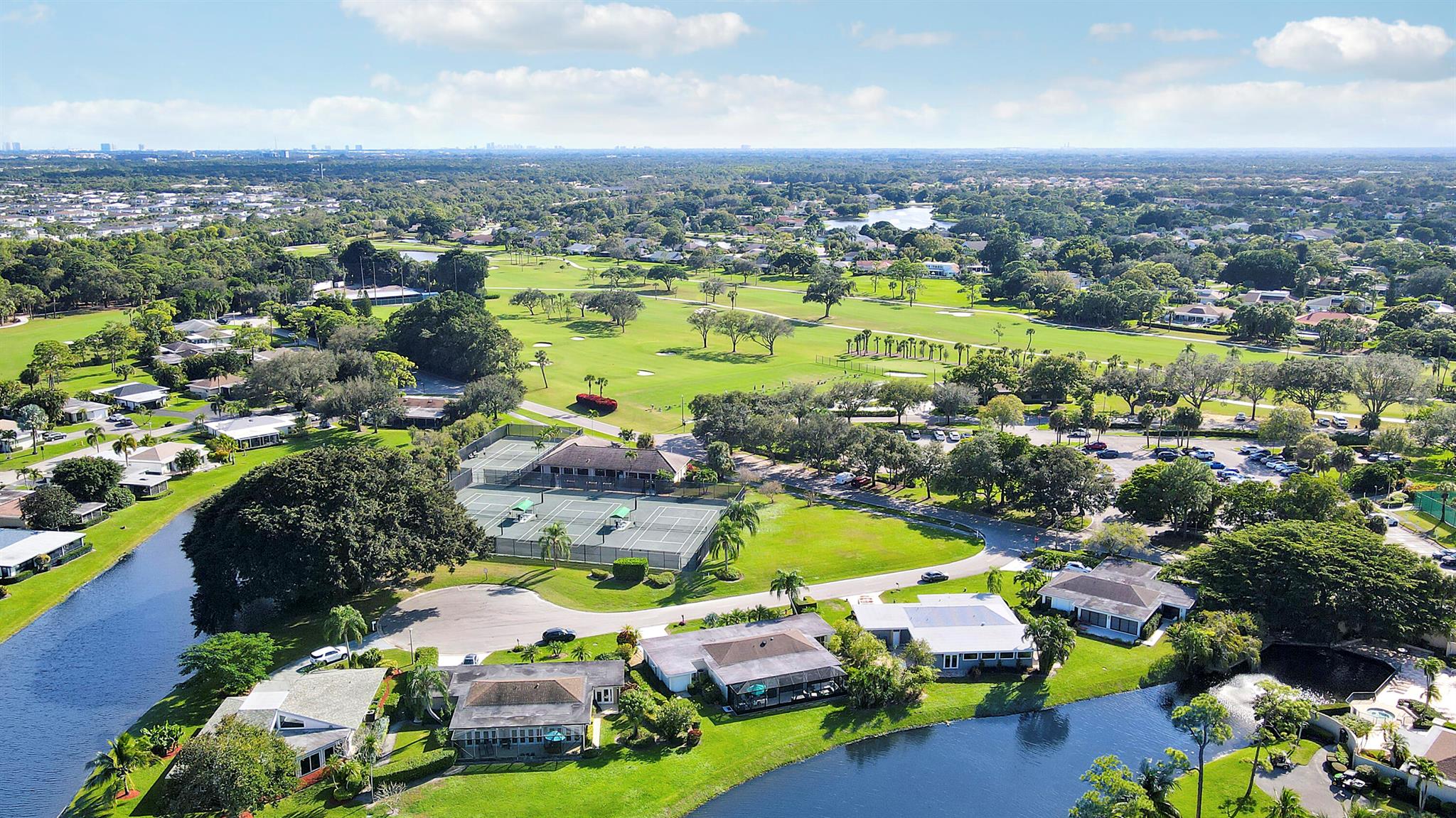 EASTPOINTE COUNTRY CLUB 5 - Residential