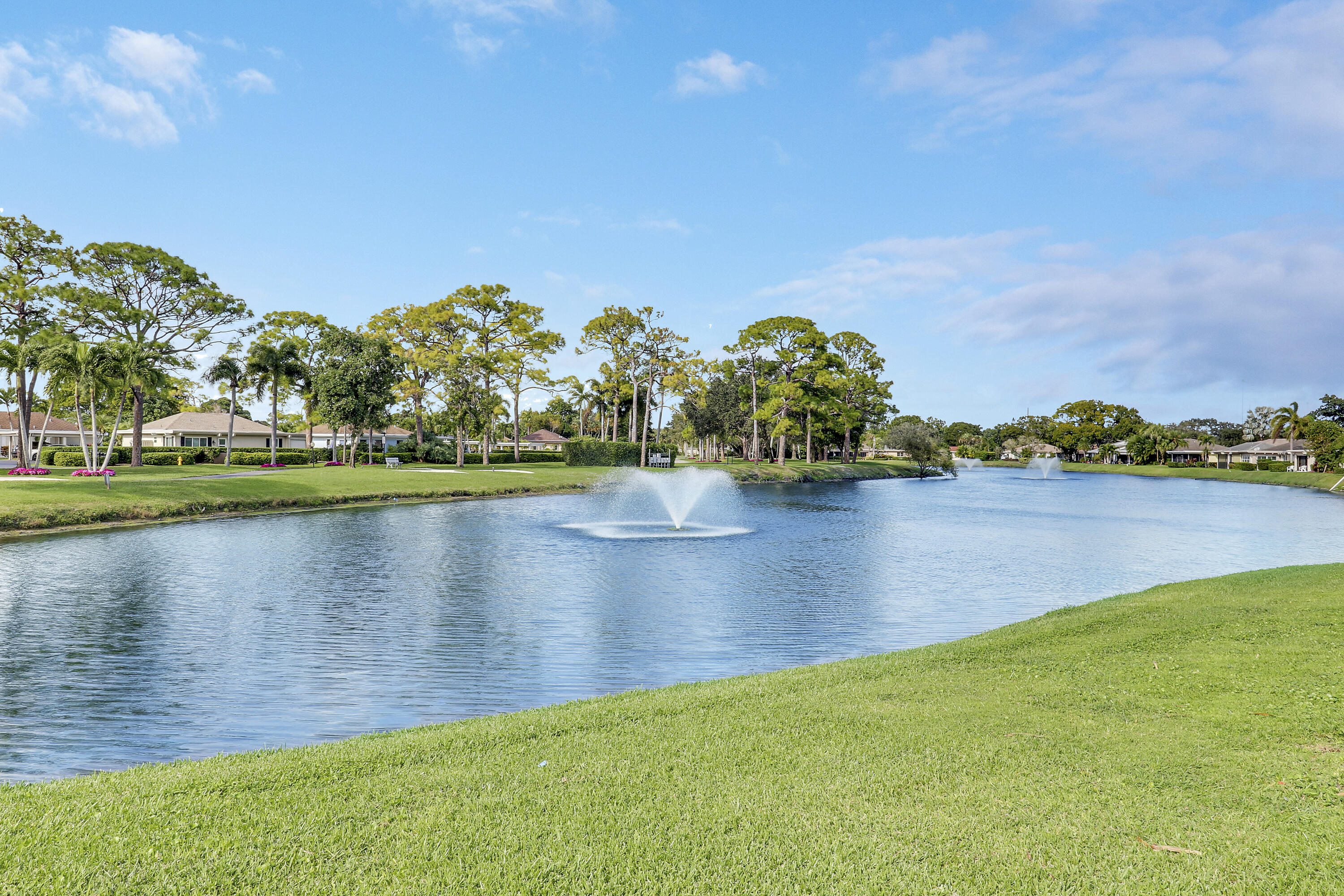 EASTPOINTE COUNTRY CLUB 5 - Residential