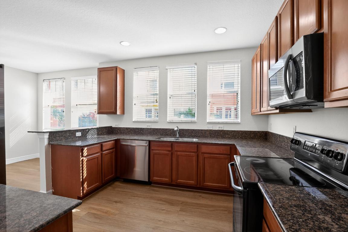 CITYSIDE CONDO - Residential Lease