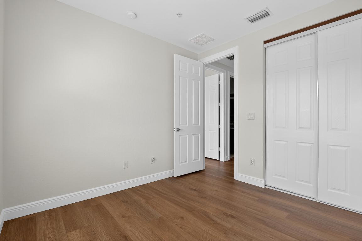 CITYSIDE CONDO - Residential Lease