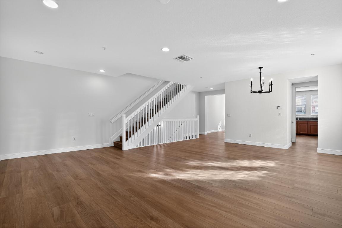 CITYSIDE CONDO - Residential Lease