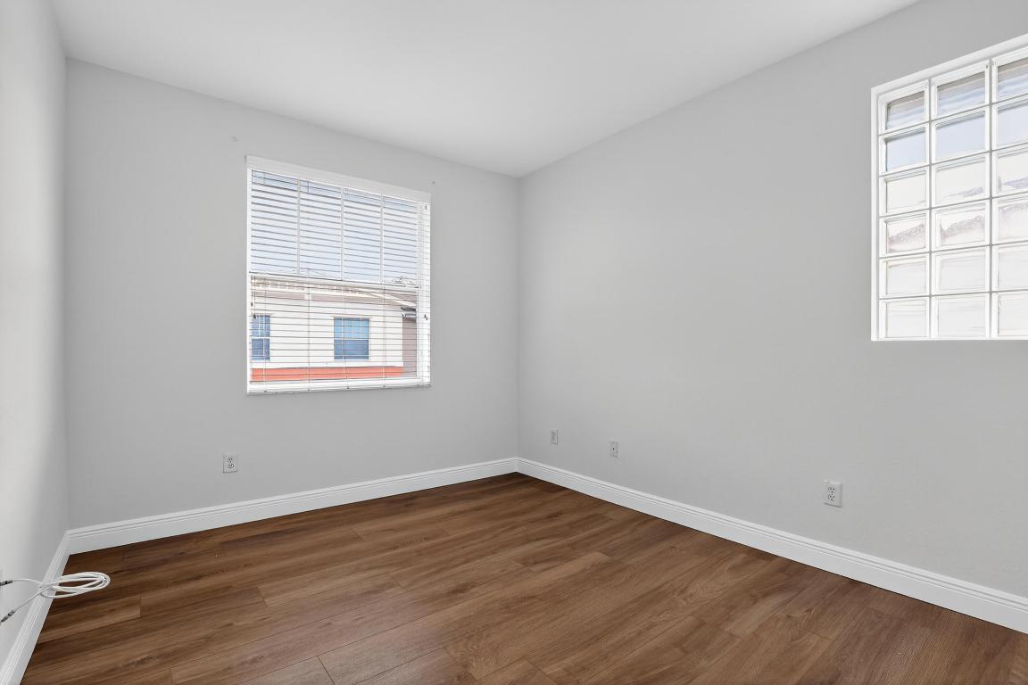 CITYSIDE CONDO - Residential Lease