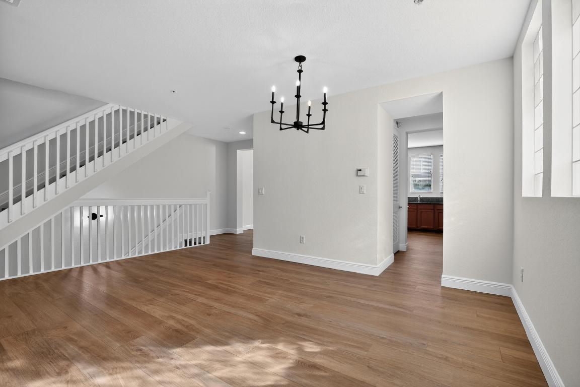 CITYSIDE CONDO - Residential Lease