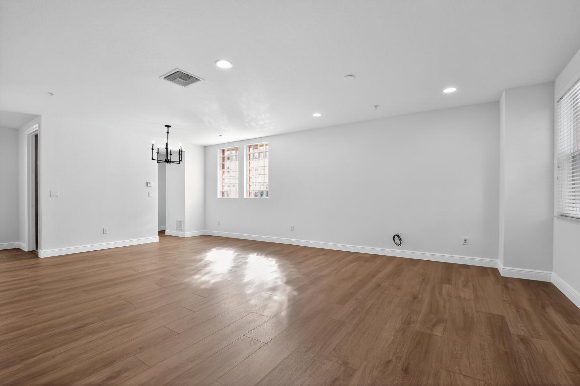 CITYSIDE CONDO - Residential Lease