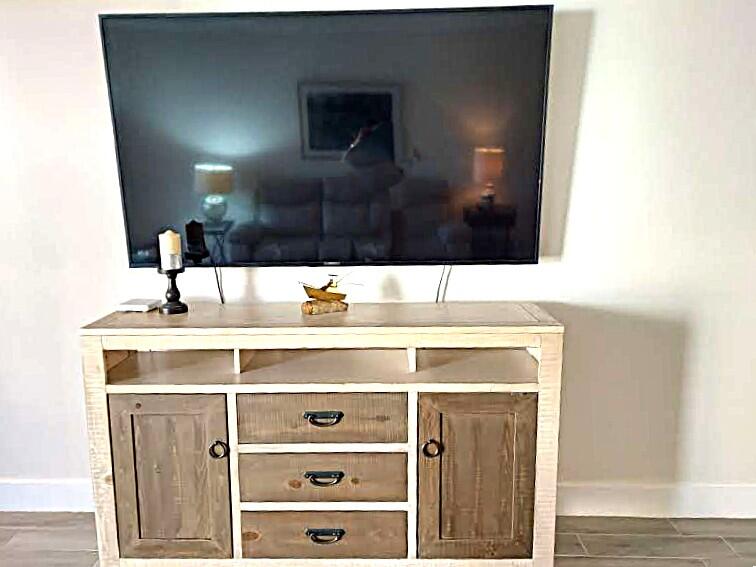 VICTORIA VILLAGE G CONDO - Residential Lease