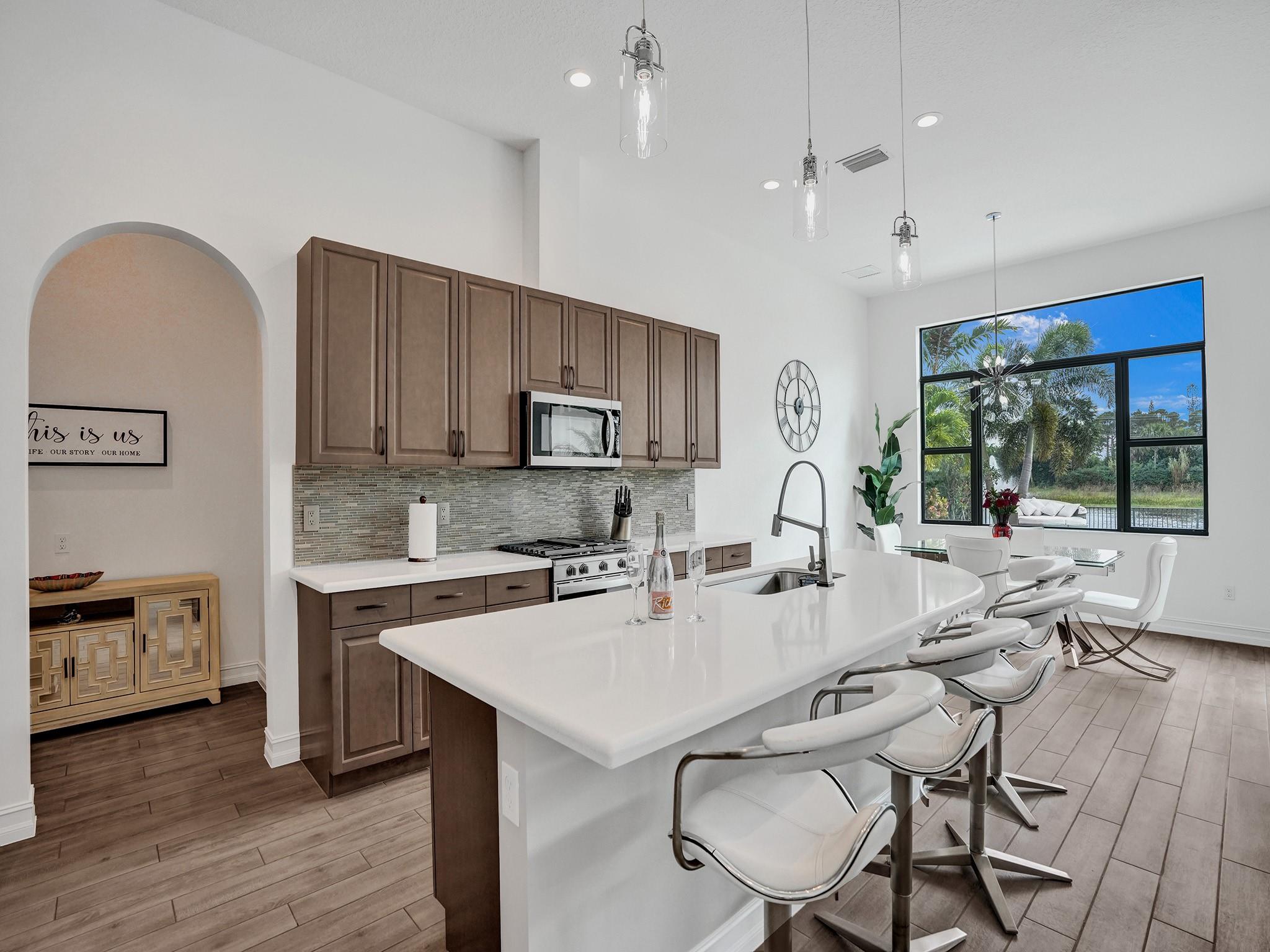 Palm Meadows Estates - Residential