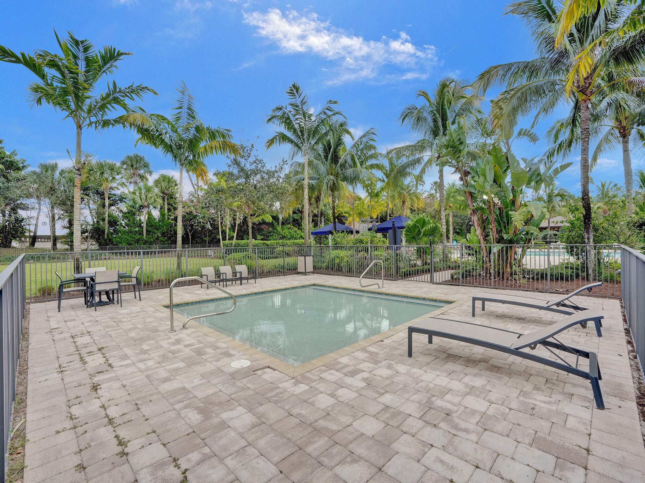Palm Meadows Estates - Residential