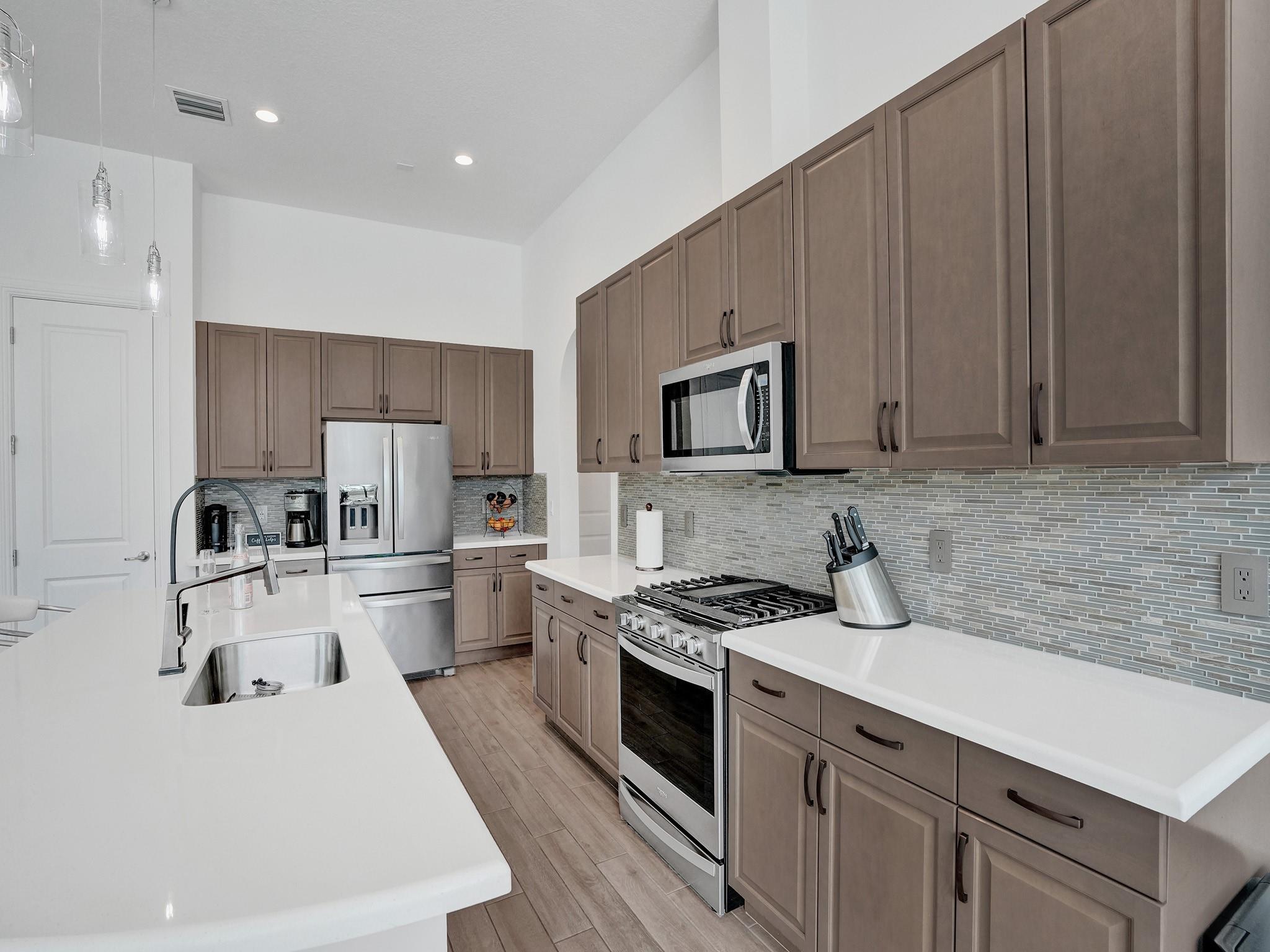 Palm Meadows Estates - Residential