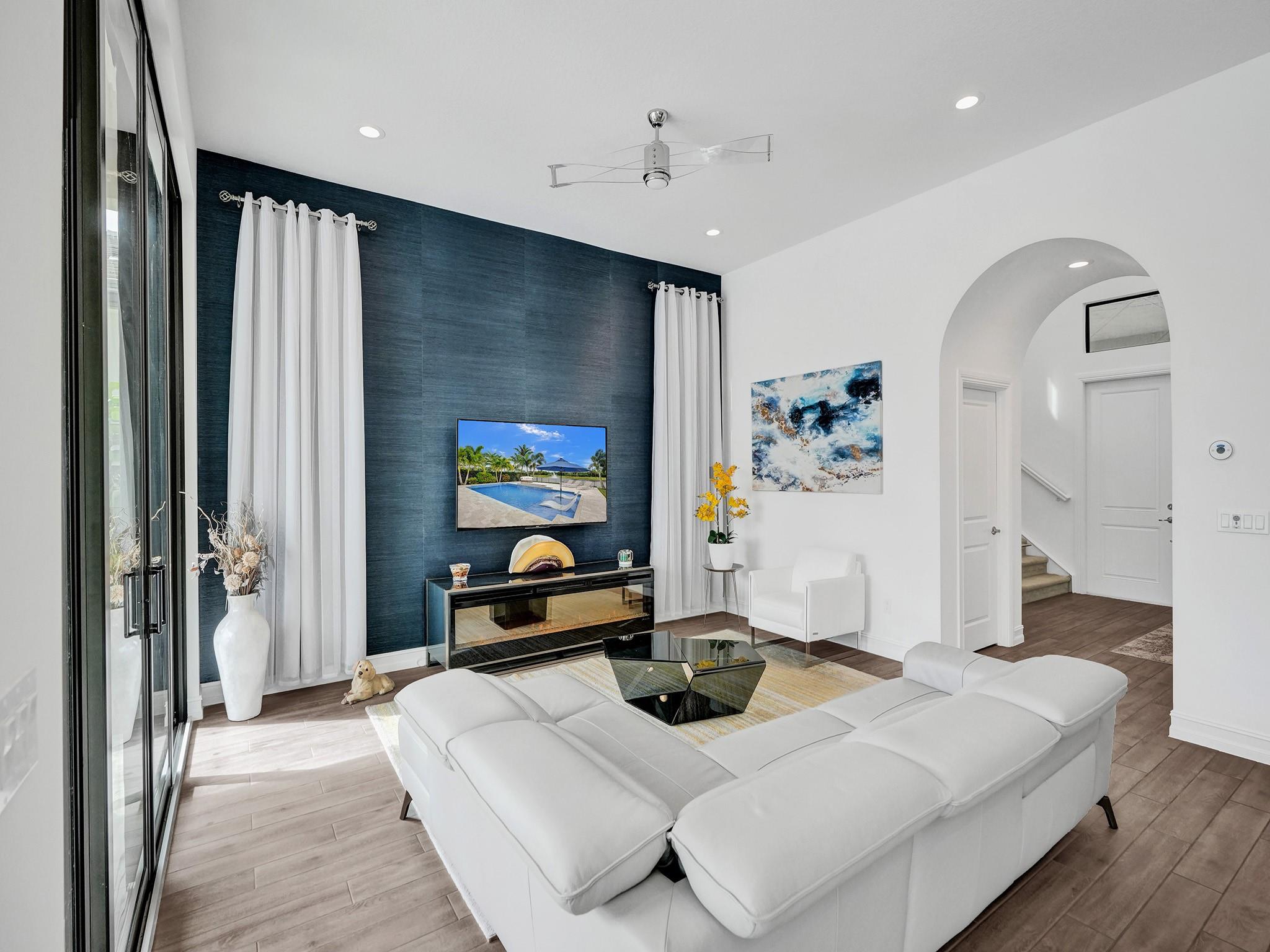 Palm Meadows Estates - Residential