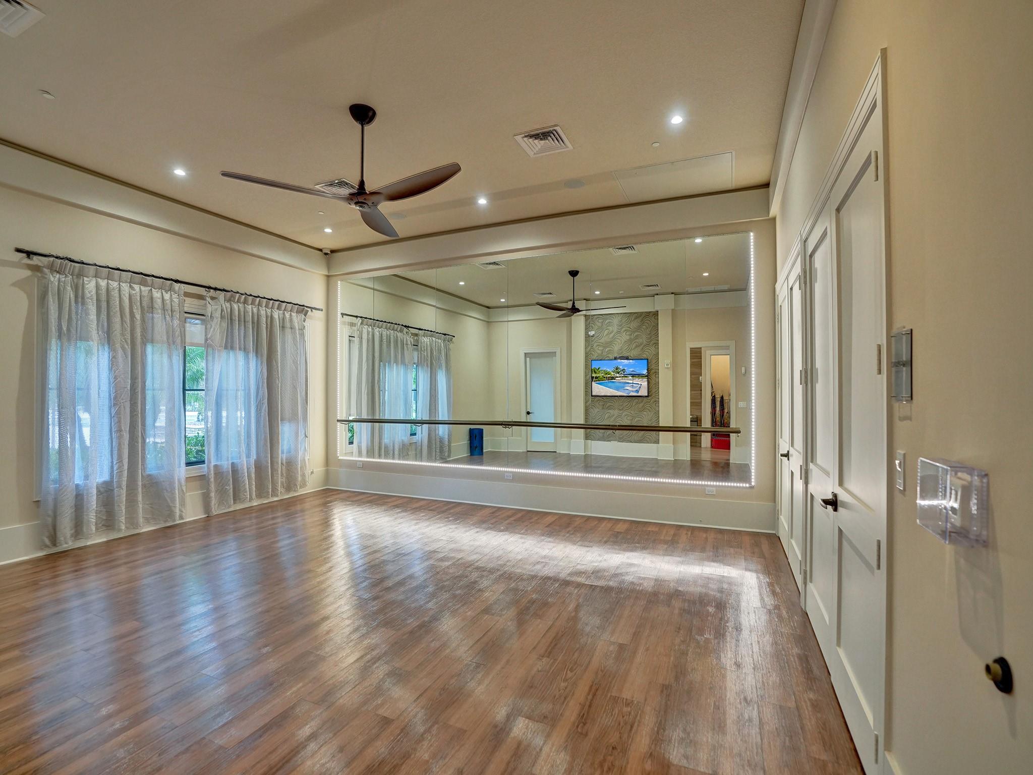 Palm Meadows Estates - Residential