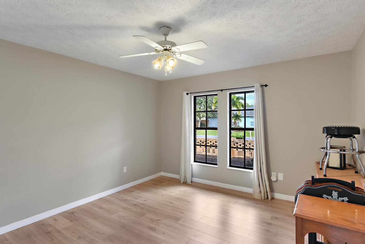 PORT ST LUCIE SECTION 10 - Residential