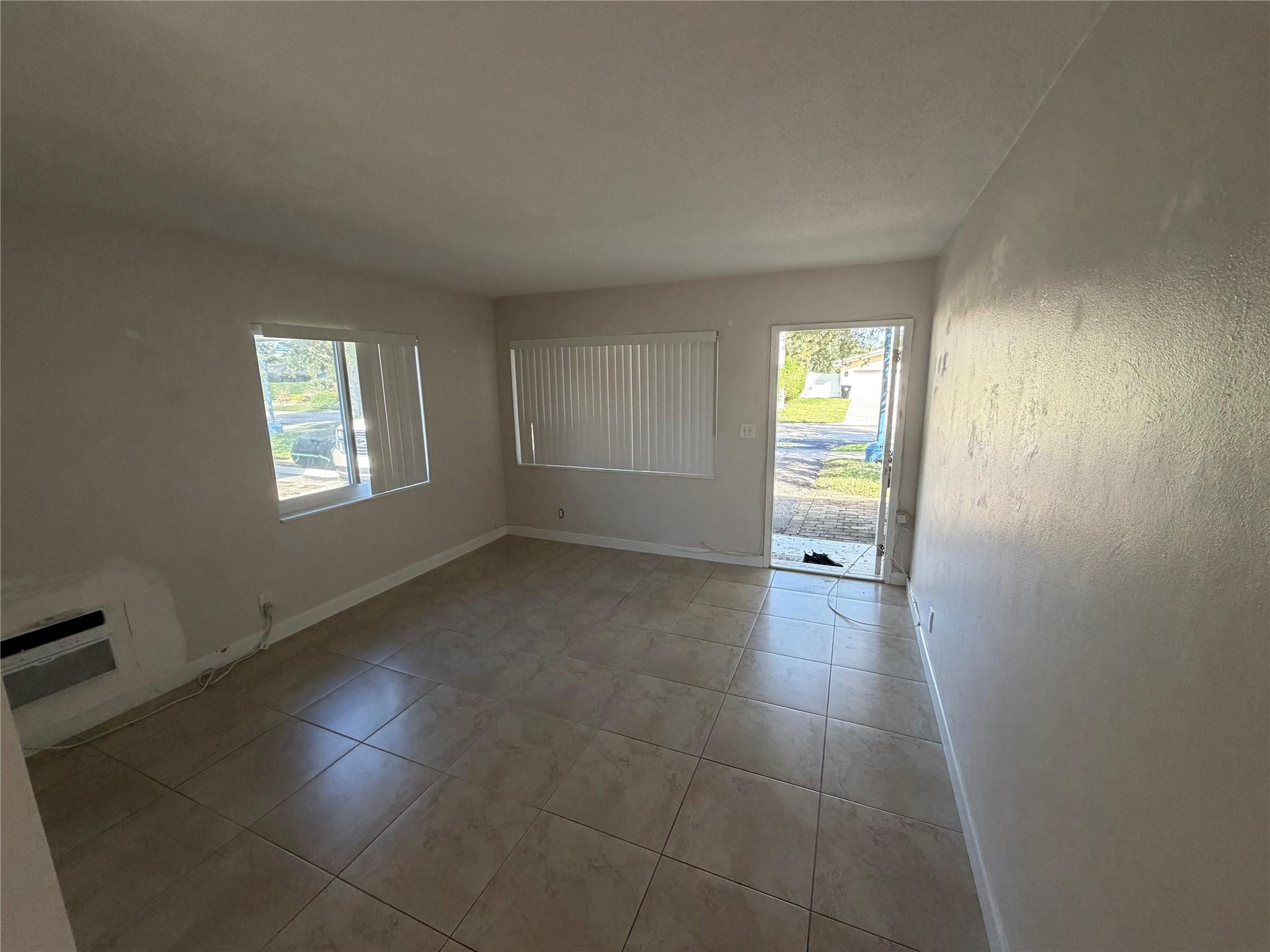 Venetian Isles 3rd Sec 47 - Residential Lease