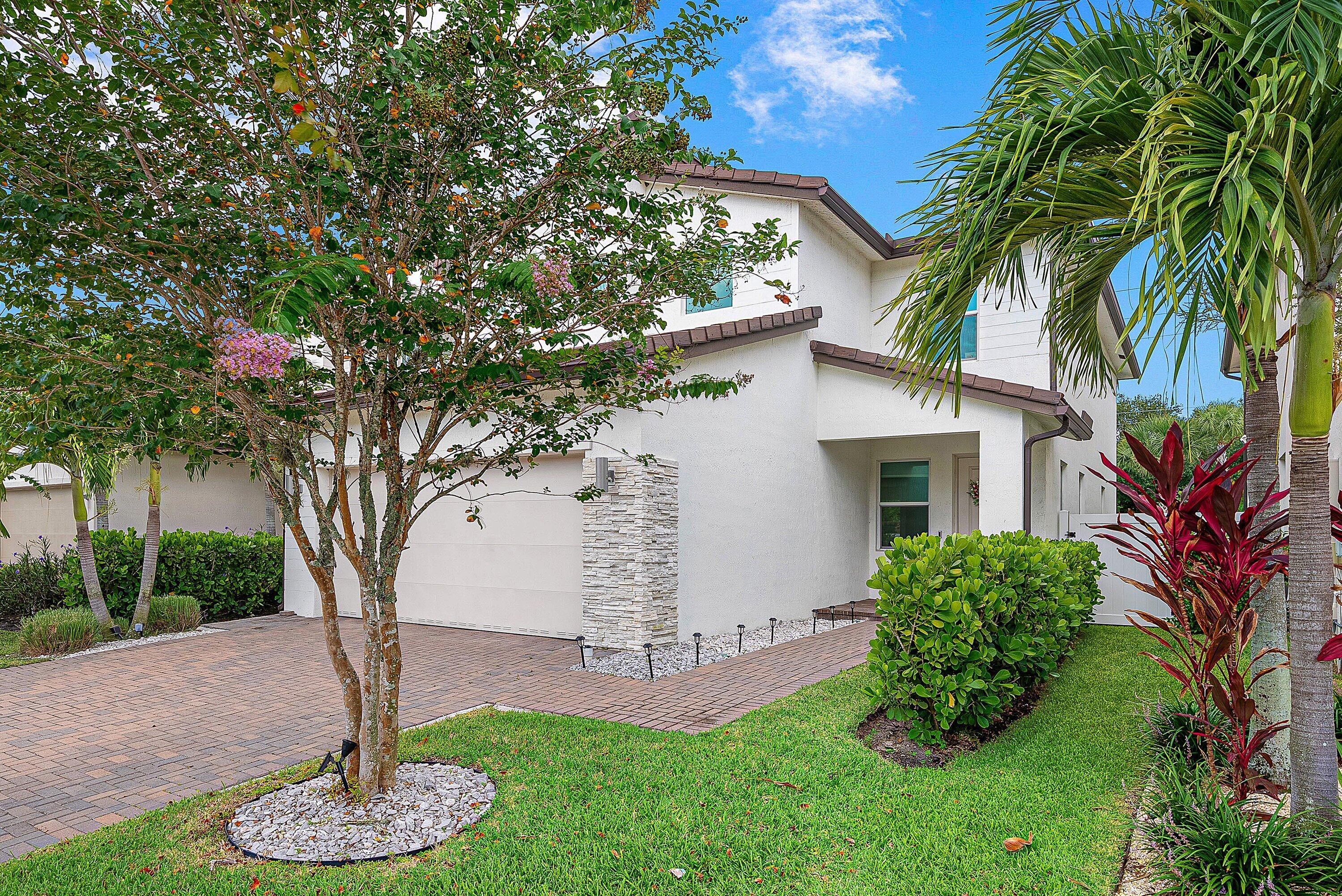 1600 Verawood Lane