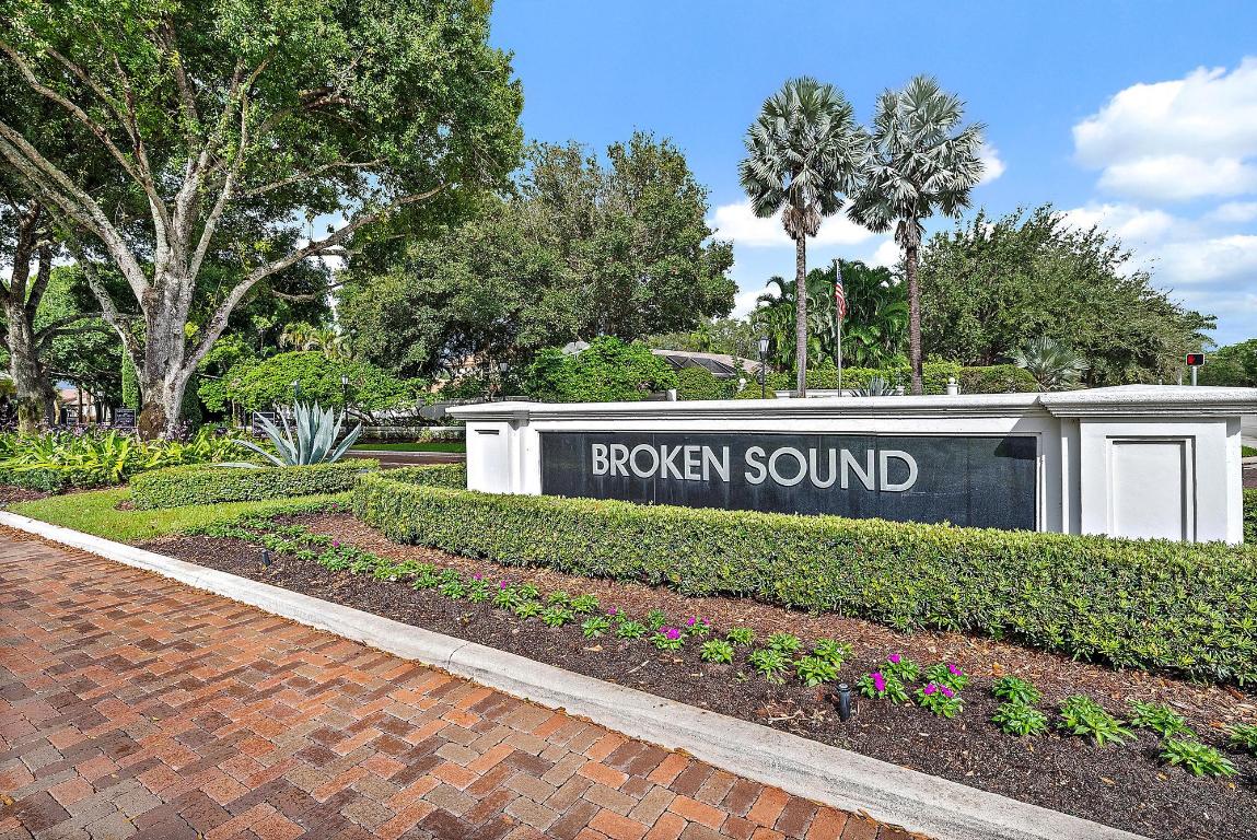 BANYANS - Residential